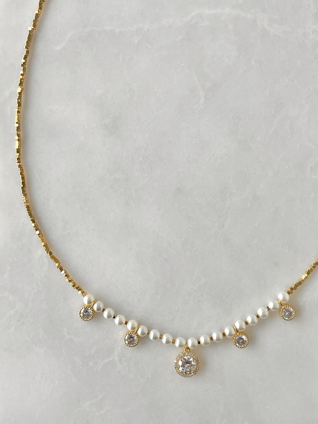 Özel Seri İncili Daire Kristal Küp Zincir Kolye Gold