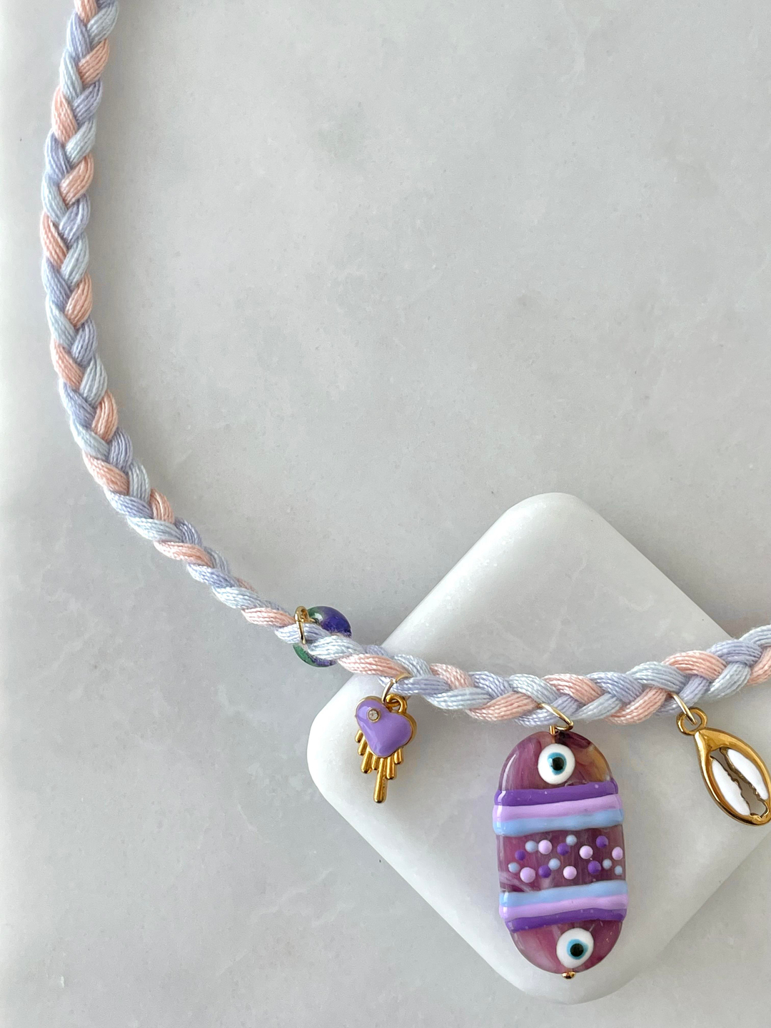 Çelik Cam Boncuk Sallantılı Lila Örgü İp Kolye Gold