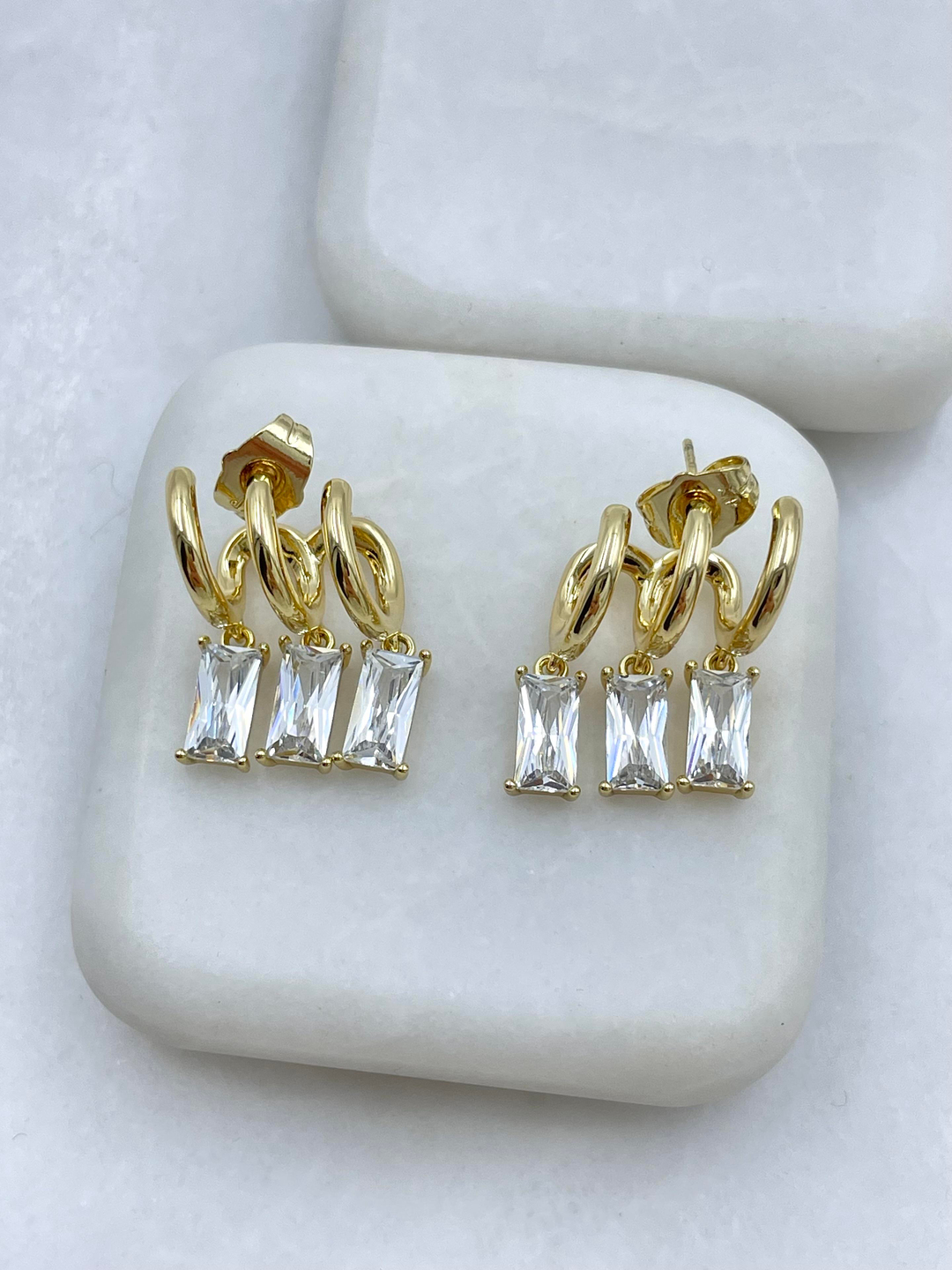 Özel Seri Baget Taş Sallantılı Üçlü Görünüm Taşlı Küpe