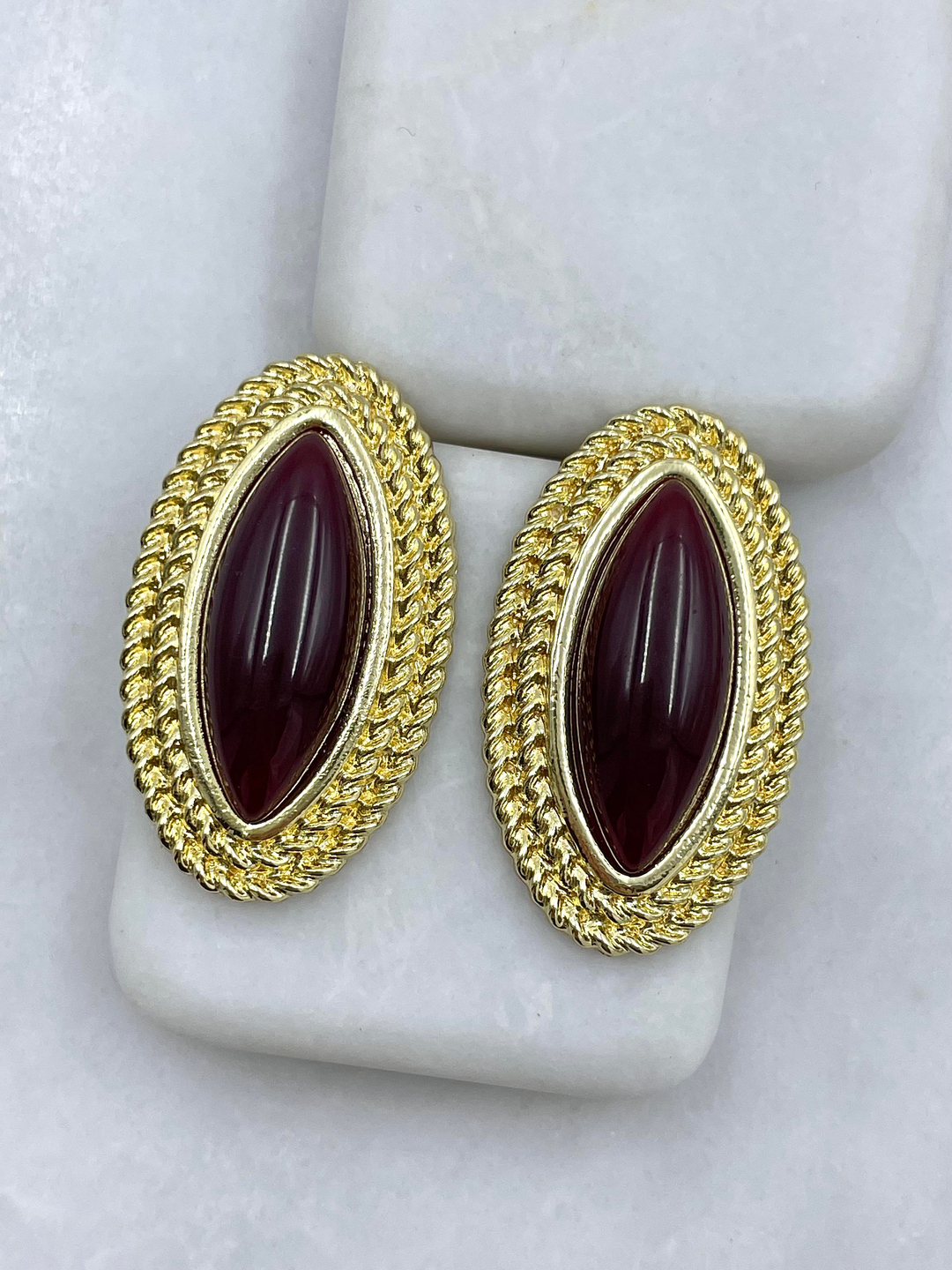 Altın Kaplama Çift Sıra Gold Burgu Detaylı Vintage Küpe Bordo