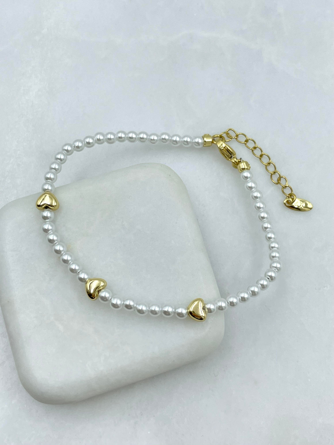 Özel Seri İncili Kalp Bileklik Gold