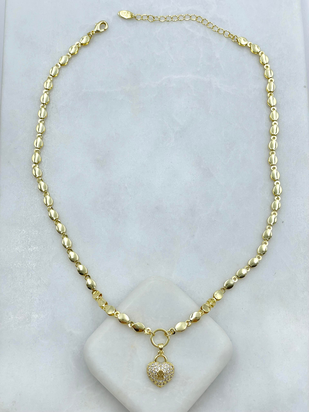 Altın Kaplama Gömme Taşlı Kilit Kalp Sallantılı Ezme Arpa Kolye Gold