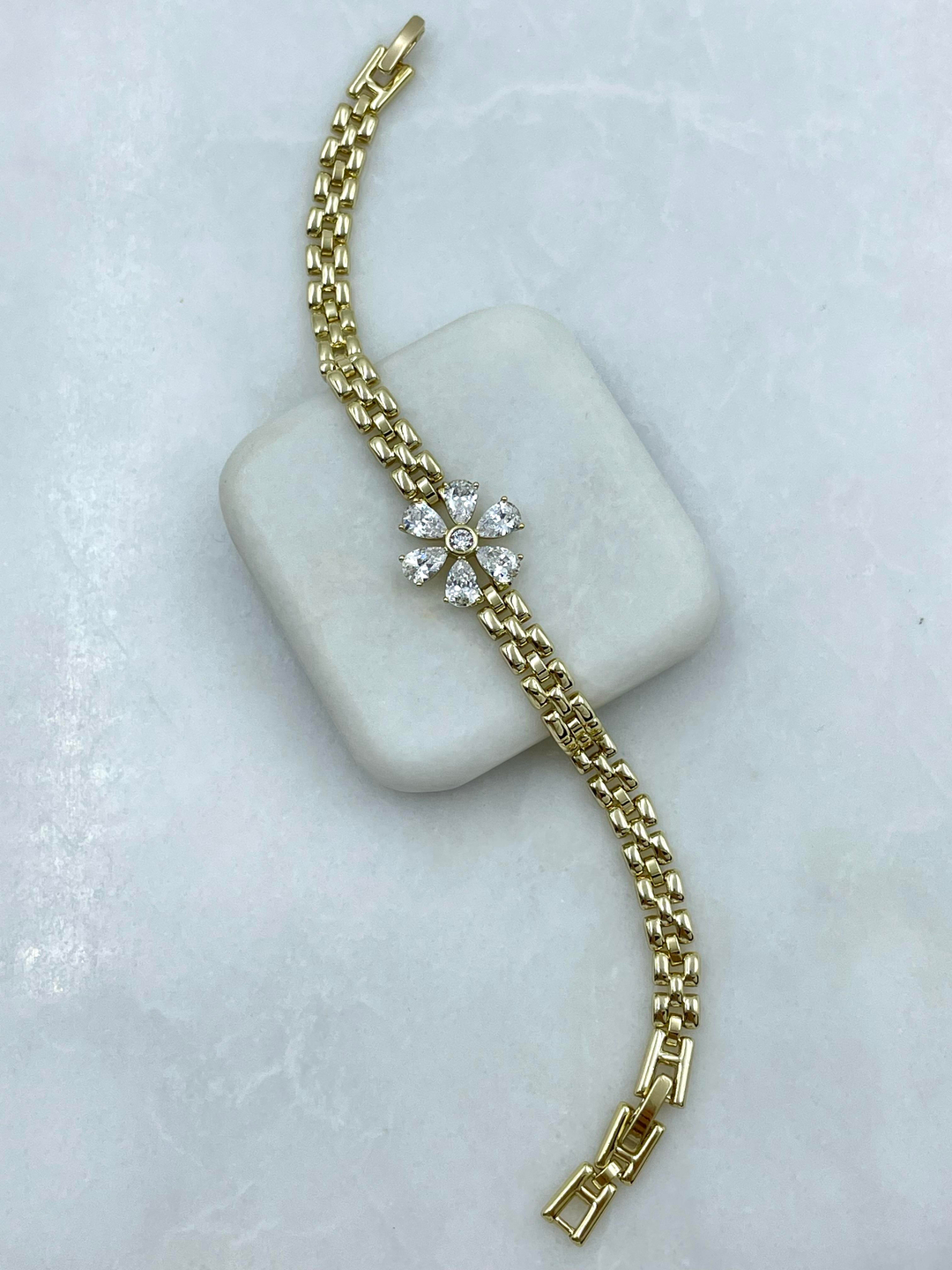 Özel Seri Kristal Taşlı Çiçek Bileklik Gold