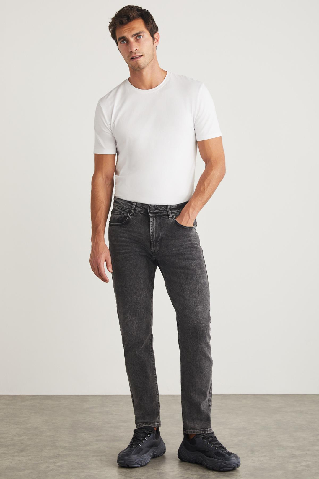 ANTONIA  Regular Gri Tekli Jeans