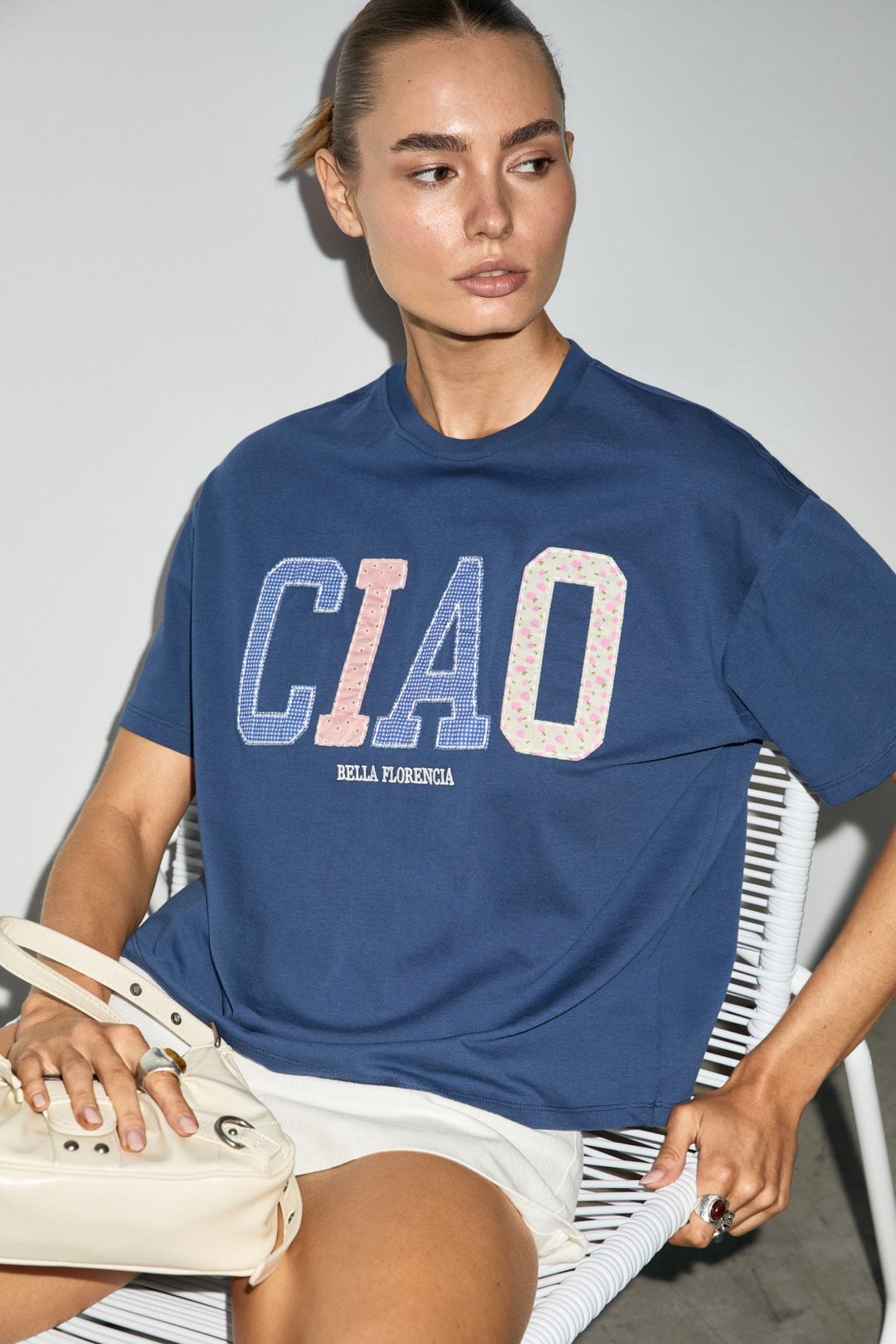CASCAIS Kadın %100 Organik Pamuklu Patch Detaylı Regular Fit Lacivert T-Shirt