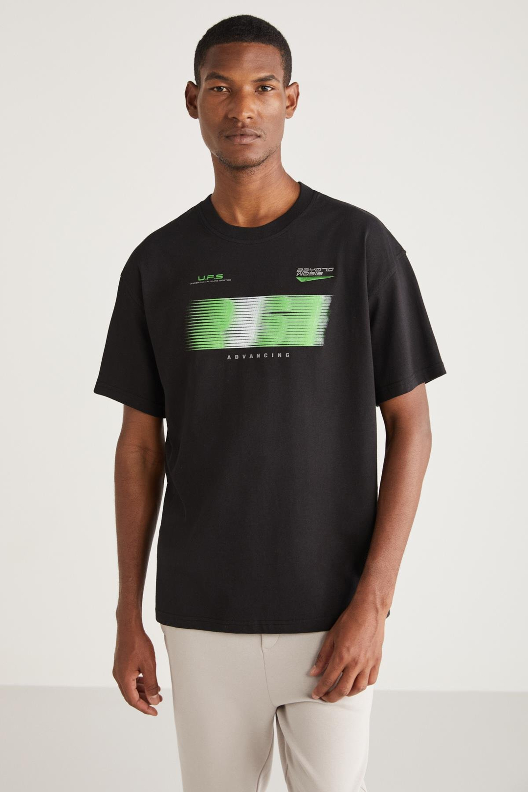 COLLİN Basic Oversize Siyah Tekli T-Shirt