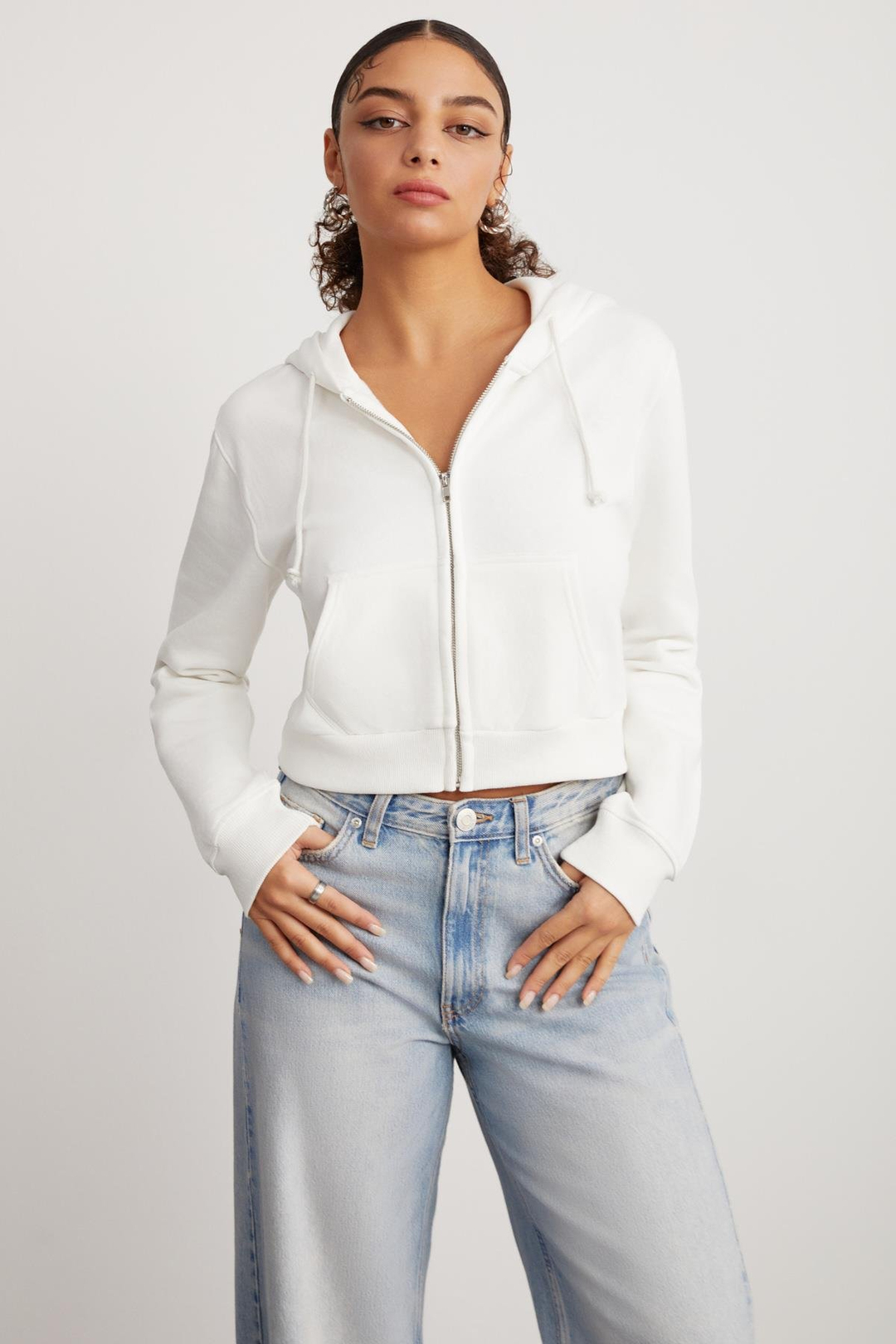 DELIA Crop Relaxed Beyaz Tekli Sweatshirt