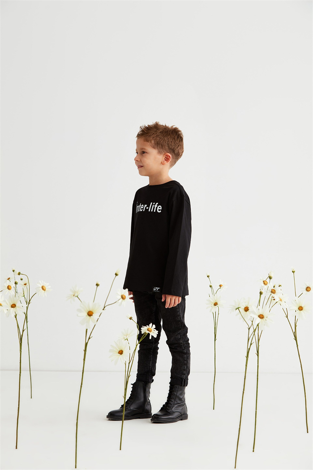 DREW Çocuk Siyah Baskılı Yuvarlak Yaka Comfort Fit T-Shirt