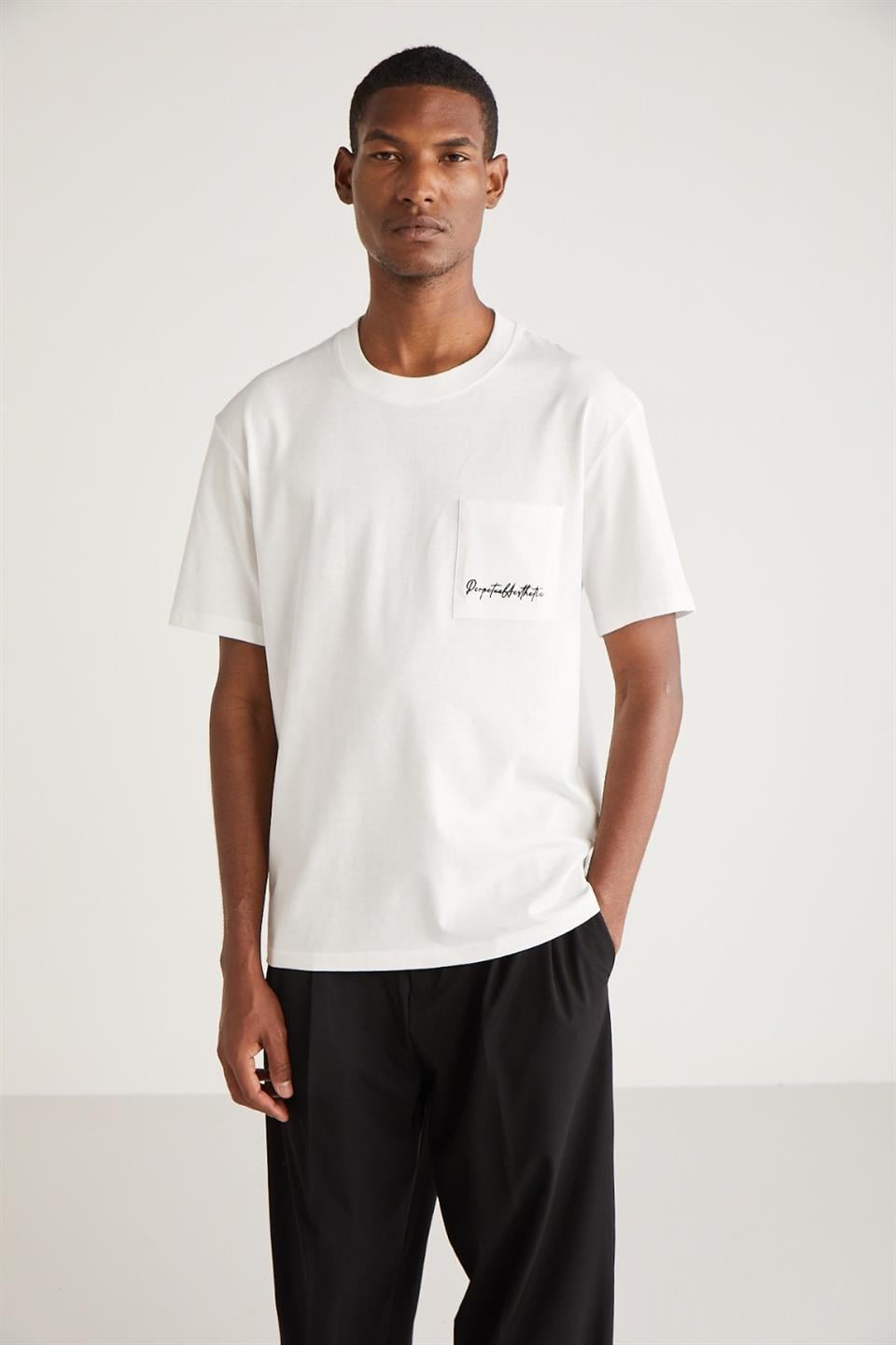 ELLIOT Basic Relaxed Beyaz Tekli T-Shirt