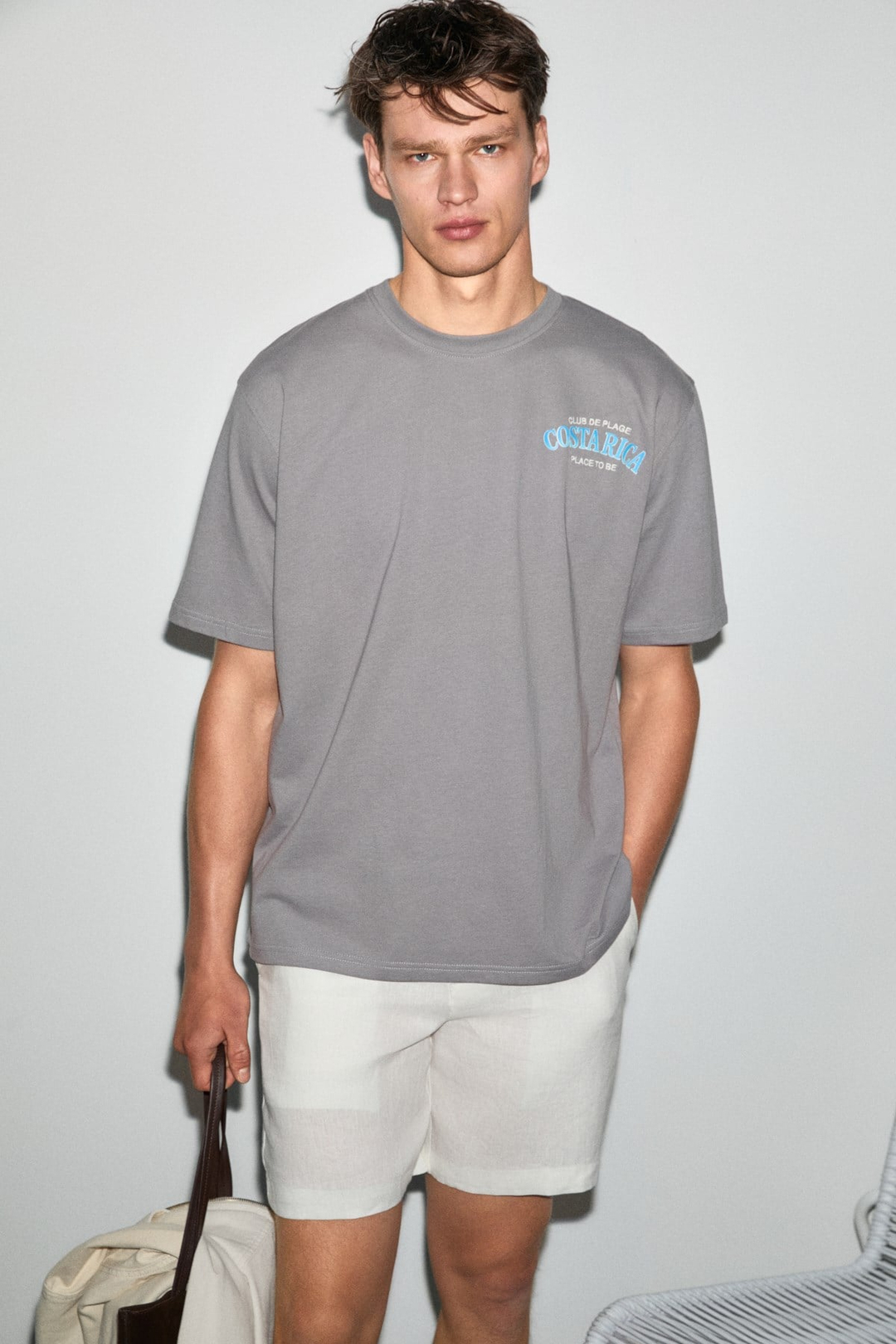 FARID Erkek %100 Organik Pamuklu Baskı Detaylı Yuvarlak Yaka Regular Fit Gri T-Shirt