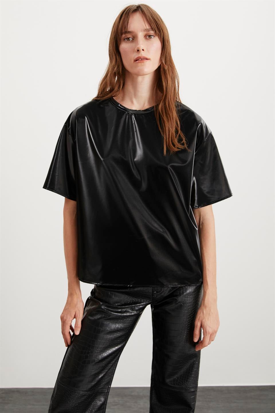 FELECIA  Relaxed Siyah Tekli T-Shirt