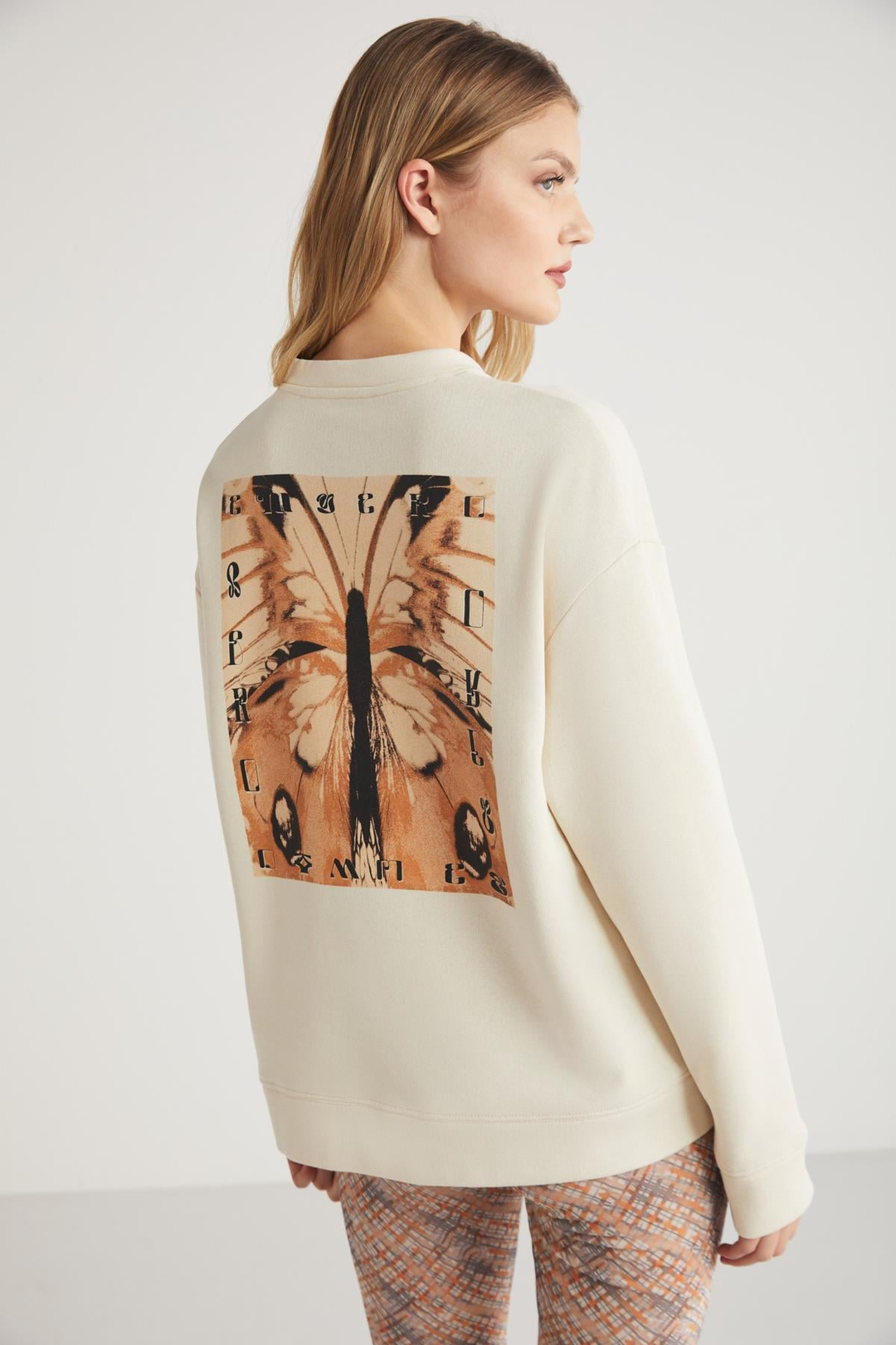HETTY  Relaxed Ekru Tekli Sweatshirt