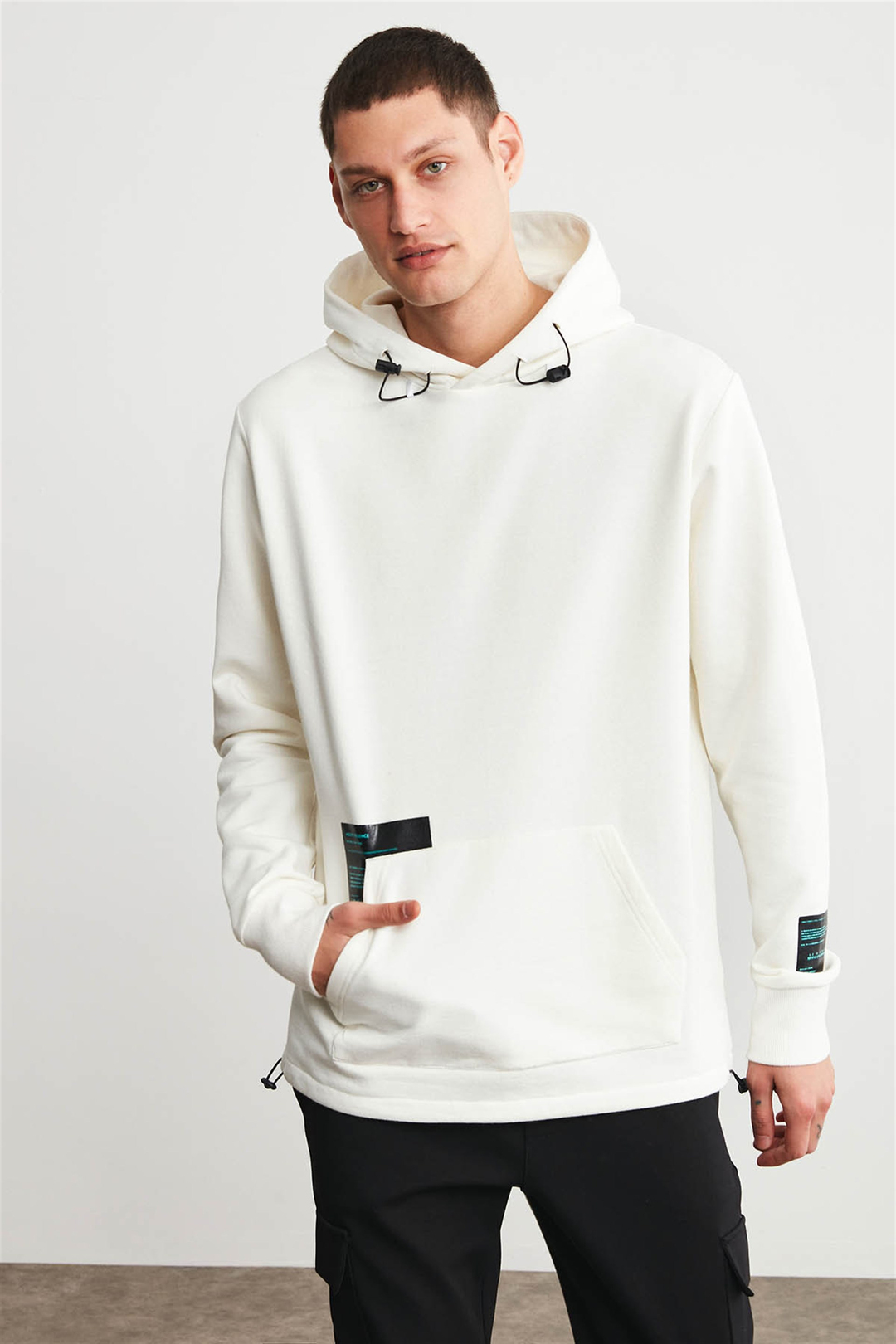 IAGO Erkek Ekru Baskılı Kapüşonlu Oversıze Sweatshirt