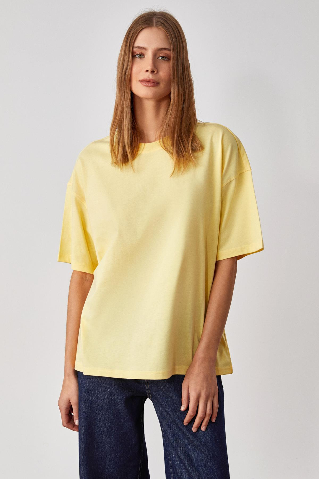 LAGERTHA Kadın %100 organik Pamuklu Kalın Dokulu Oversize Fit Yuvarlak Yakalı Sarı T-Shirt