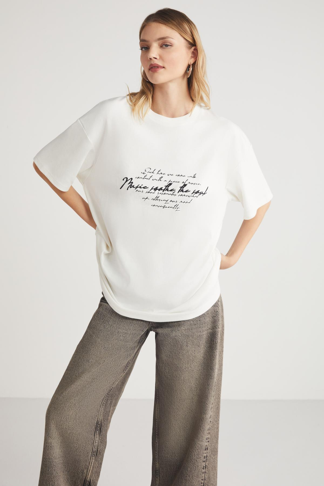 LAZARELA  Oversize Beyaz Tekli T-Shirt