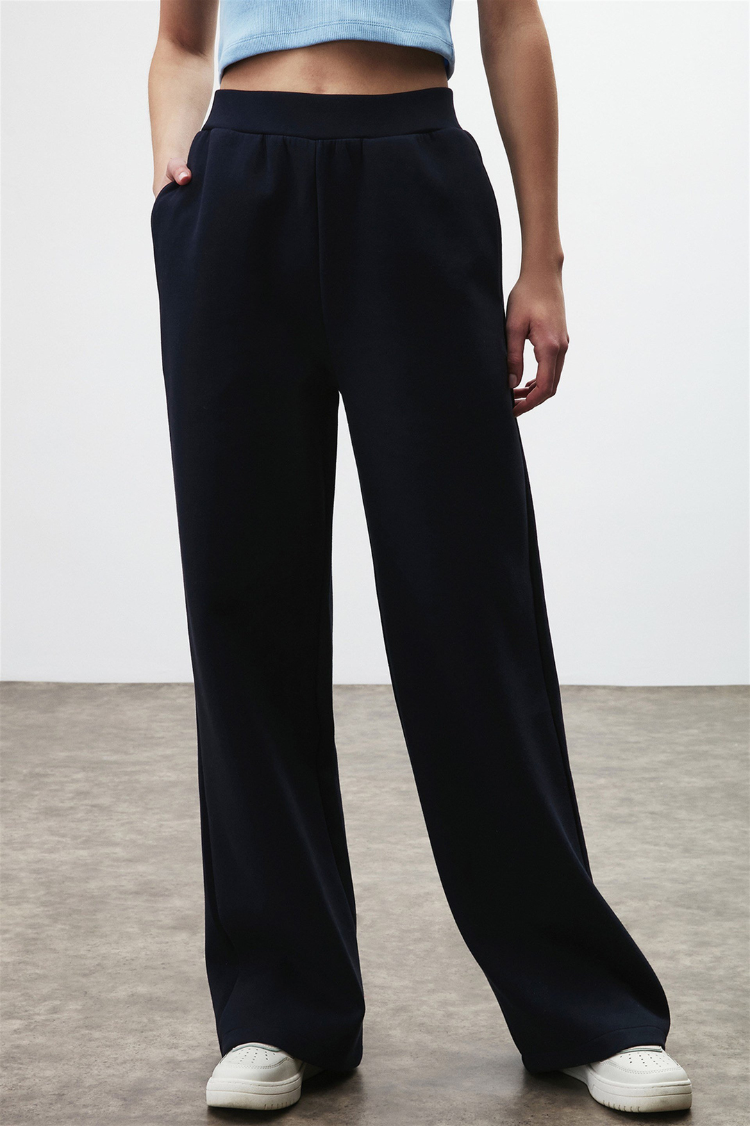 LEILA Kadın Siyah Düz Renk  Comfort Fit Pantolon