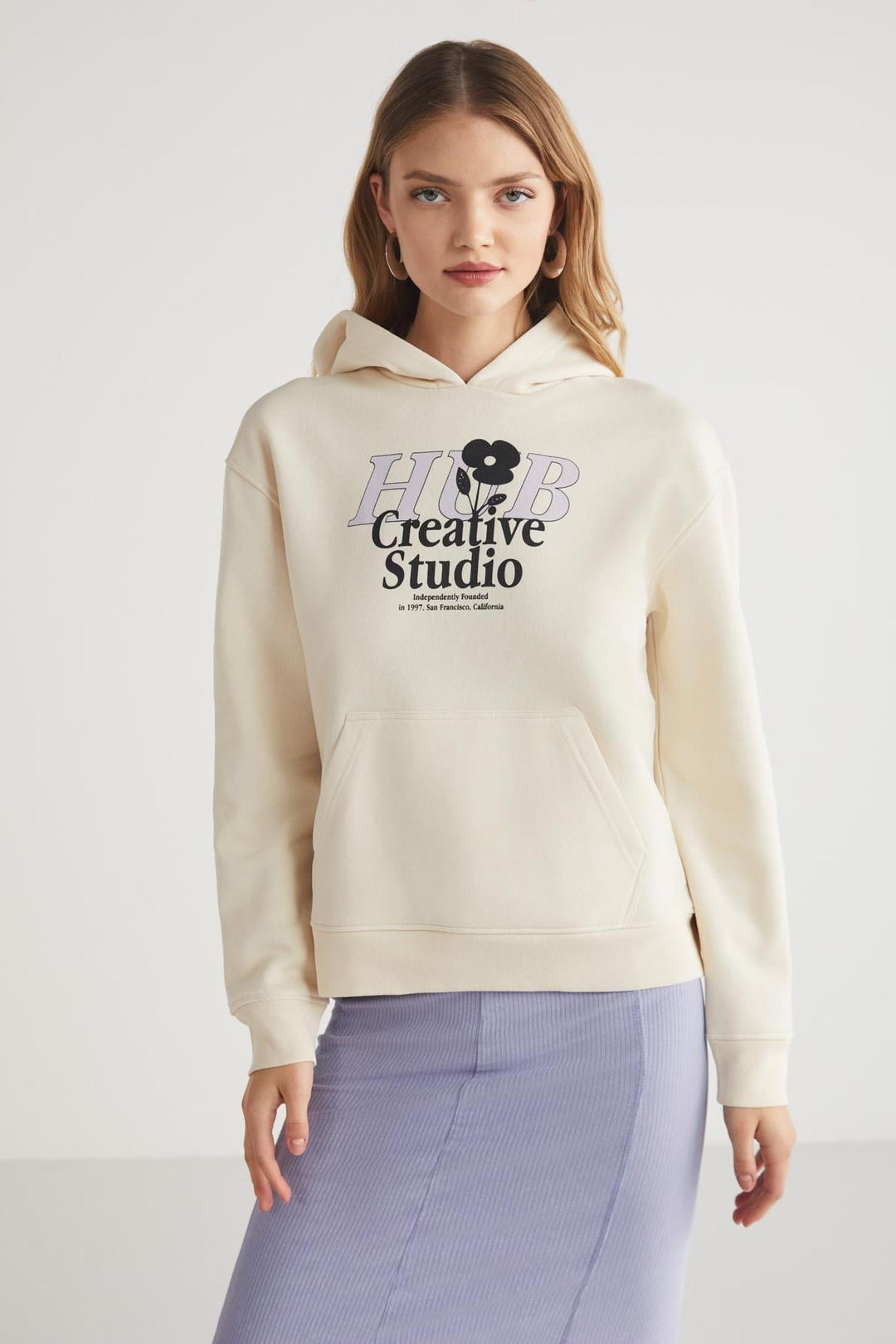 LETICIA  Relaxed Ekru Tekli Sweatshirt