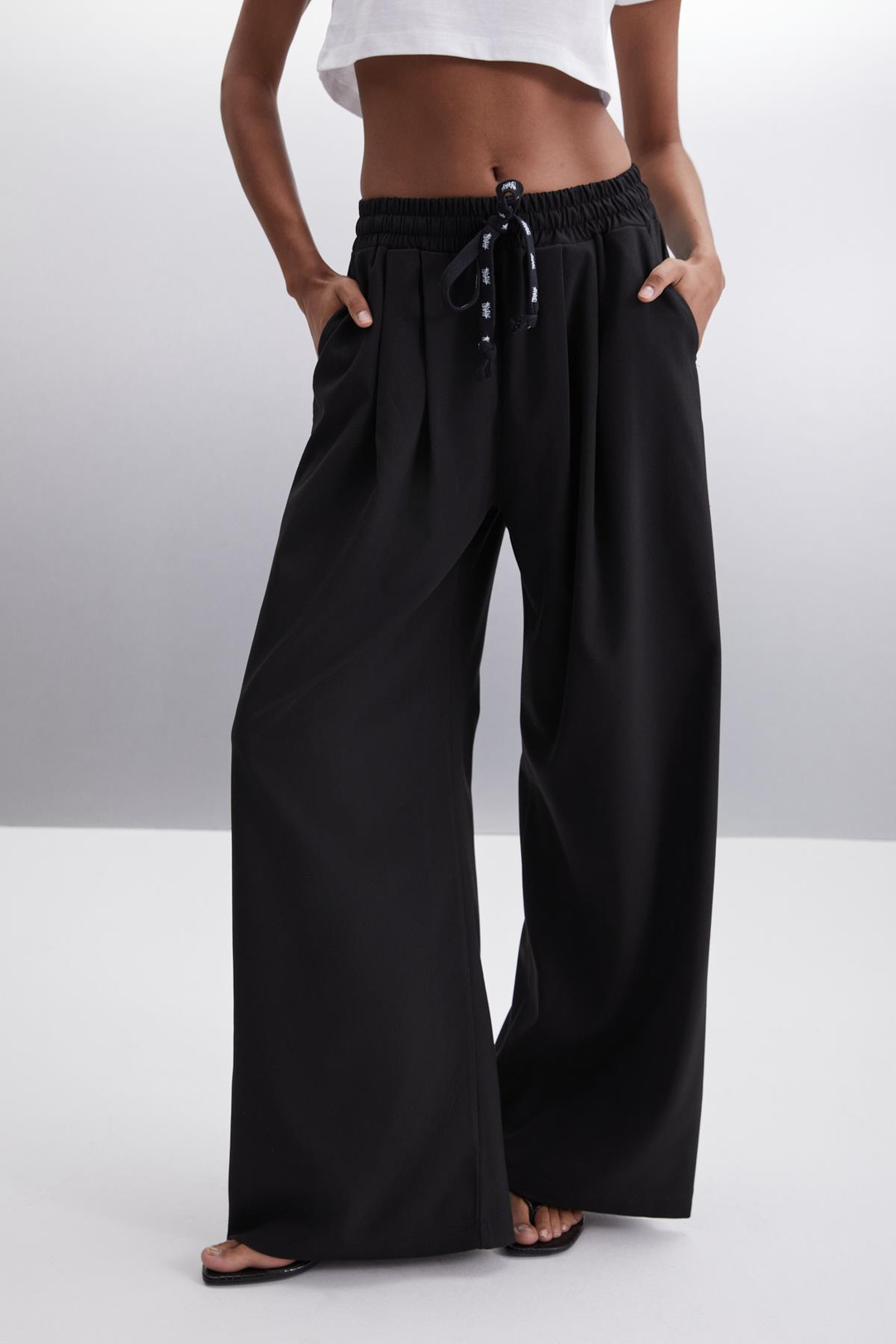LIZET Regular Regular Siyah Tekli Pantolon