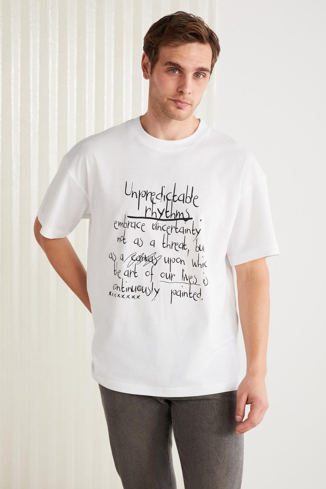 MARIONA Erkek %100 Pamuk Önü Baskılı Kısa Kollu Bisiklet Yaka Oversize Beyaz T-Shirt