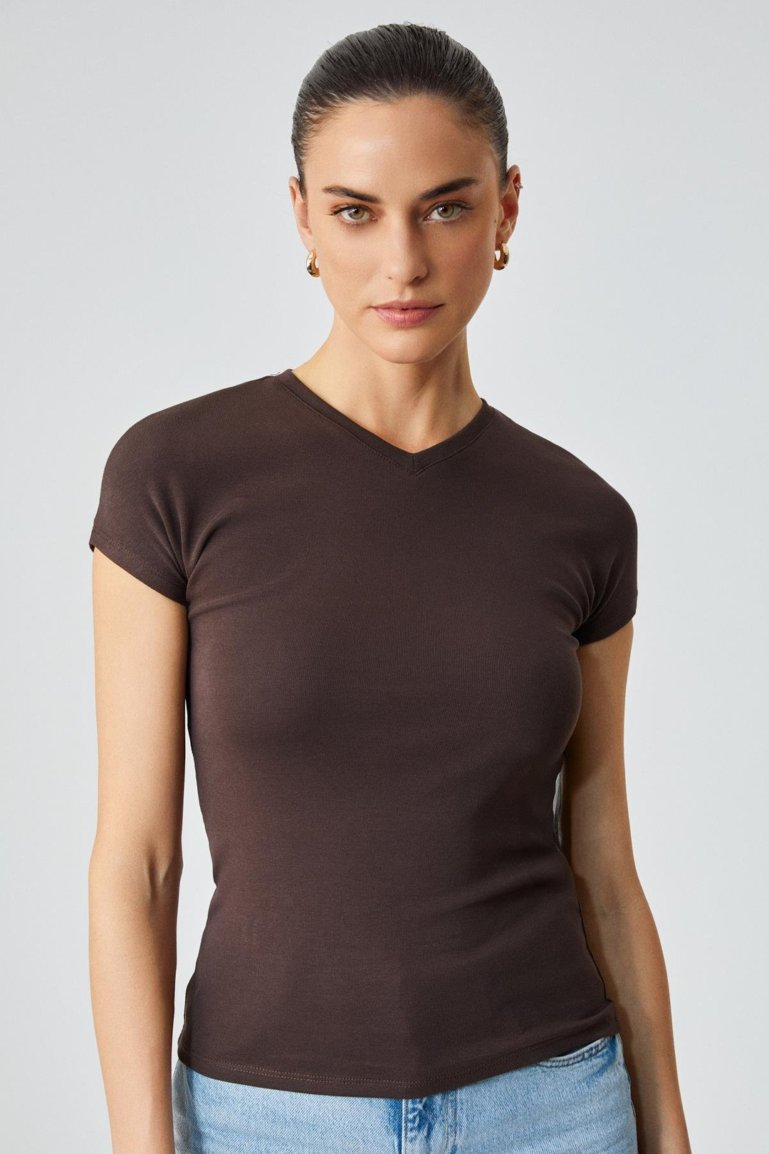 MARTA Kadın Yuvarlak Yaka Kısa Kol Slim Kahverengi T-Shirt