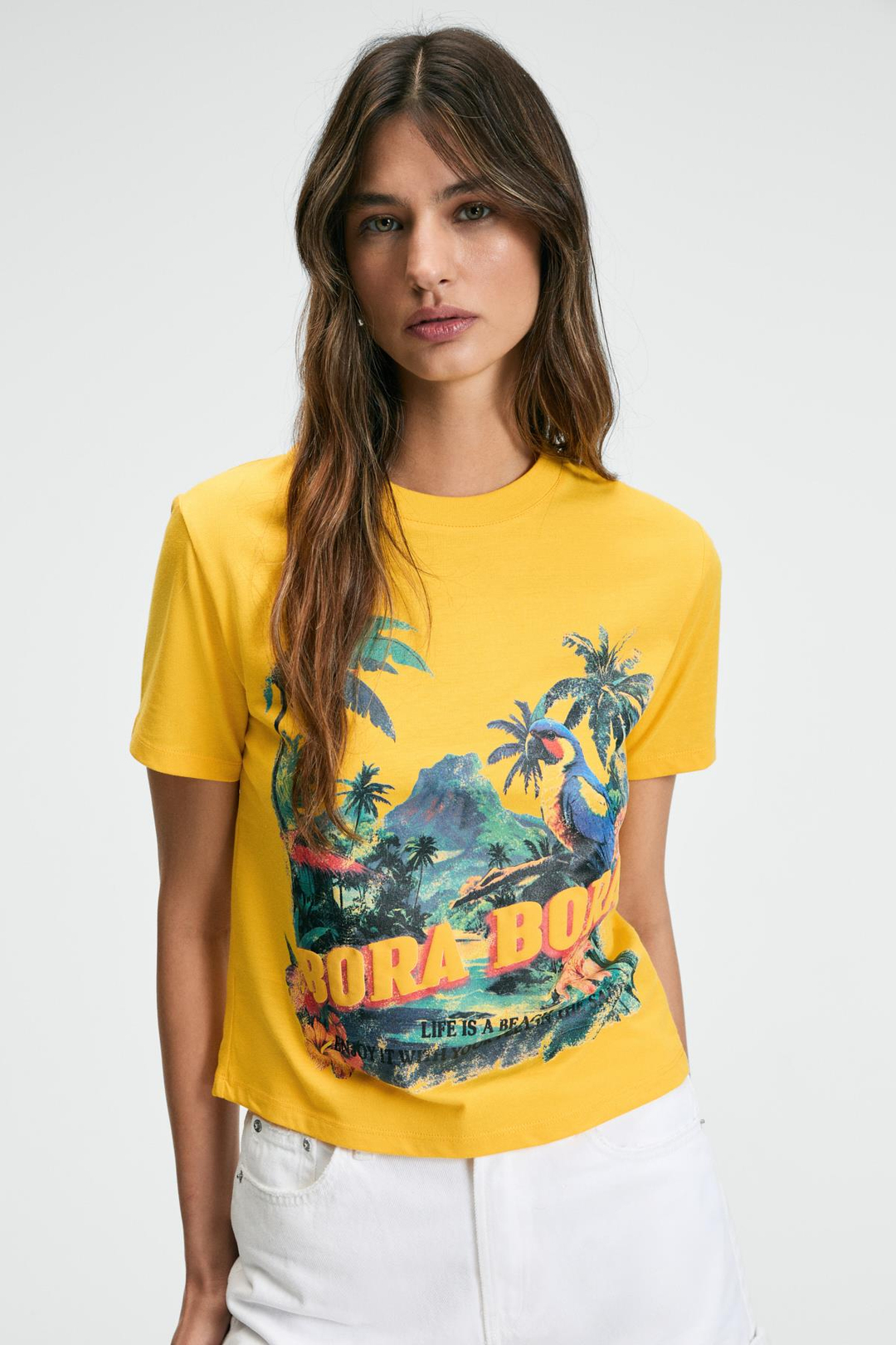 MELVESSA Kadın %100 Pamuk Baskı Detaylı Regular Fit Bisiklet Yakalı Sarı T-Shirt