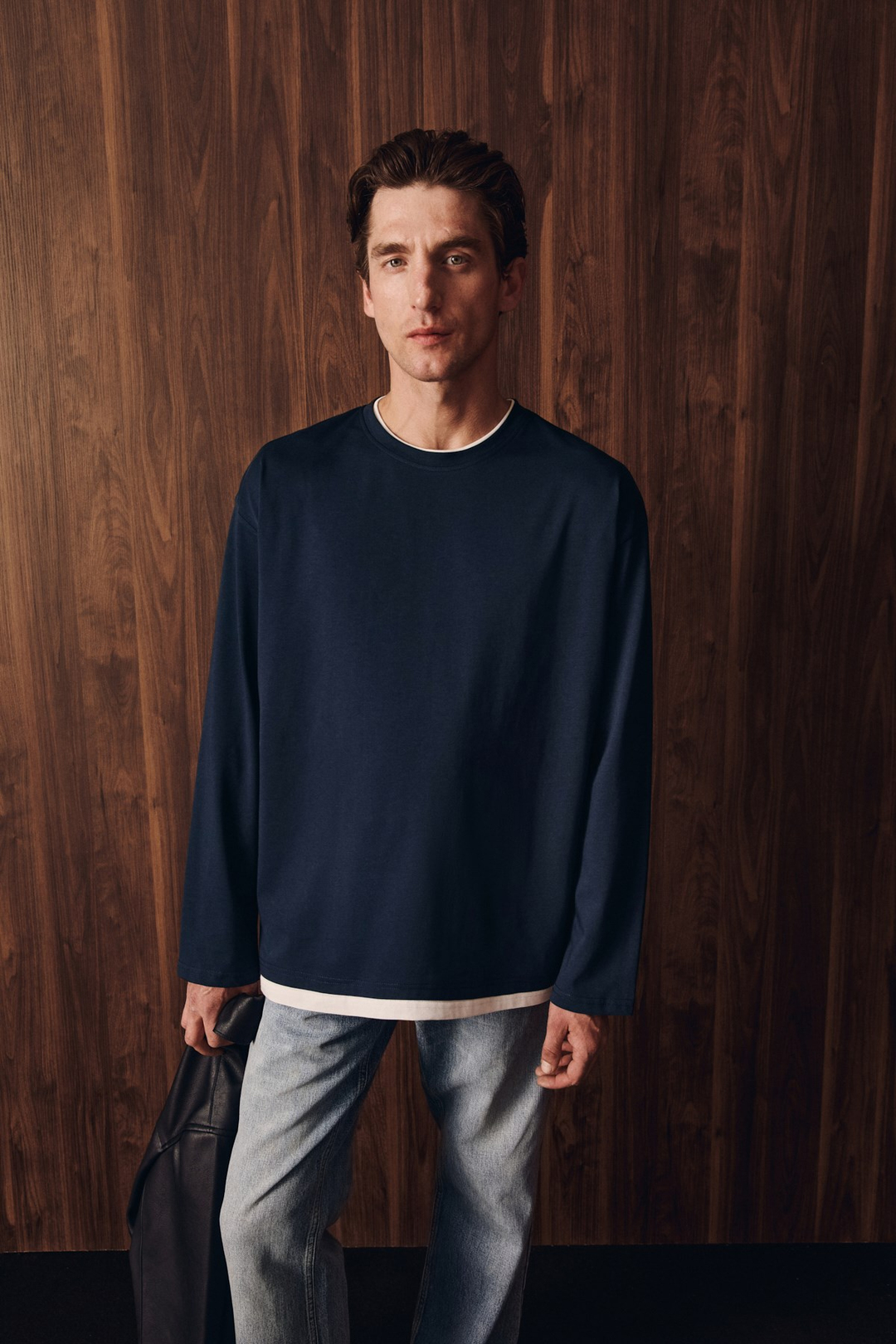 NOX Erkek Yaka Ve Etek Uçları Kontrast Detaylı Lacivert T-Shirt