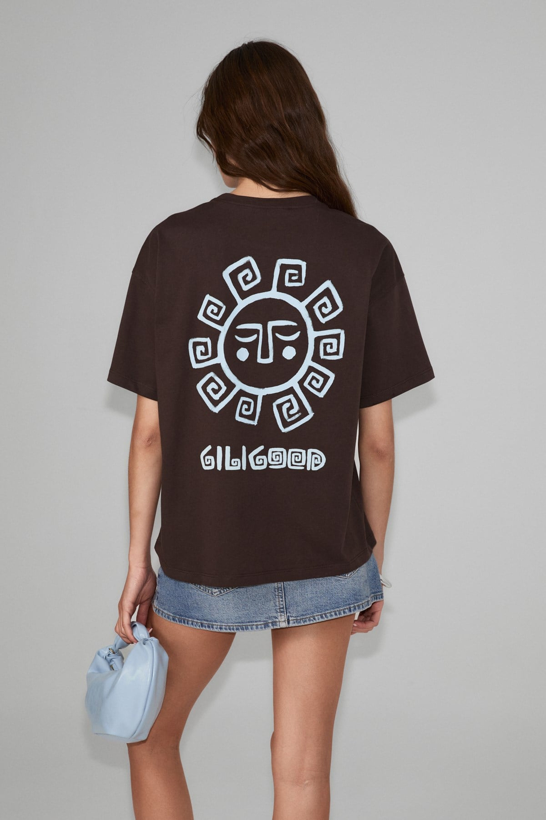SAHARA Kadın Yumuşak Ve %100 Organik Pamuklu Baskı Detaylı Kahverengi T-Shirt