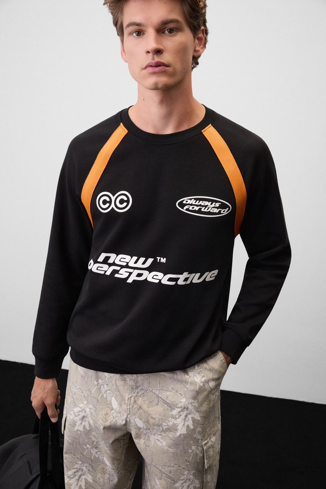 SALVATORE Erkek Kontrast Şeritli Siyah Sweatshirt