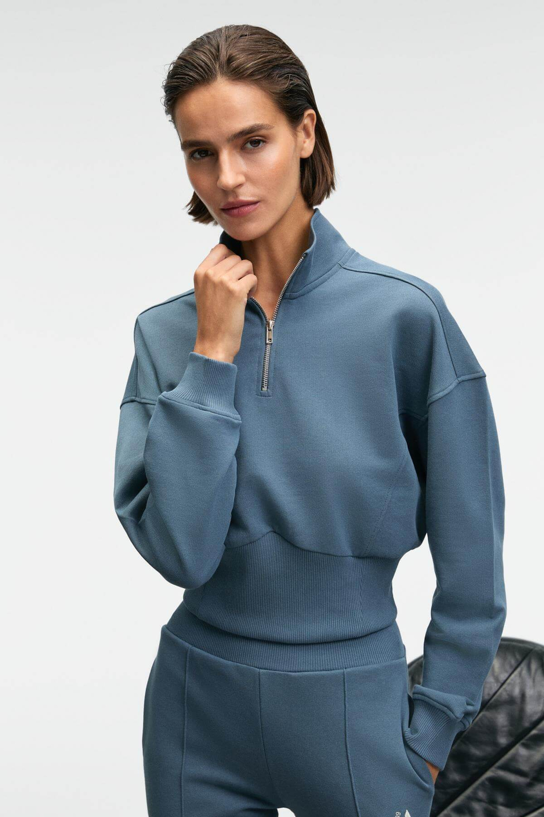 THALIA Kadın Arka Baskılı Ve Patch Detaylı Fermuarlı Dik Yakalı Petrol Mavisi Sweatshirt