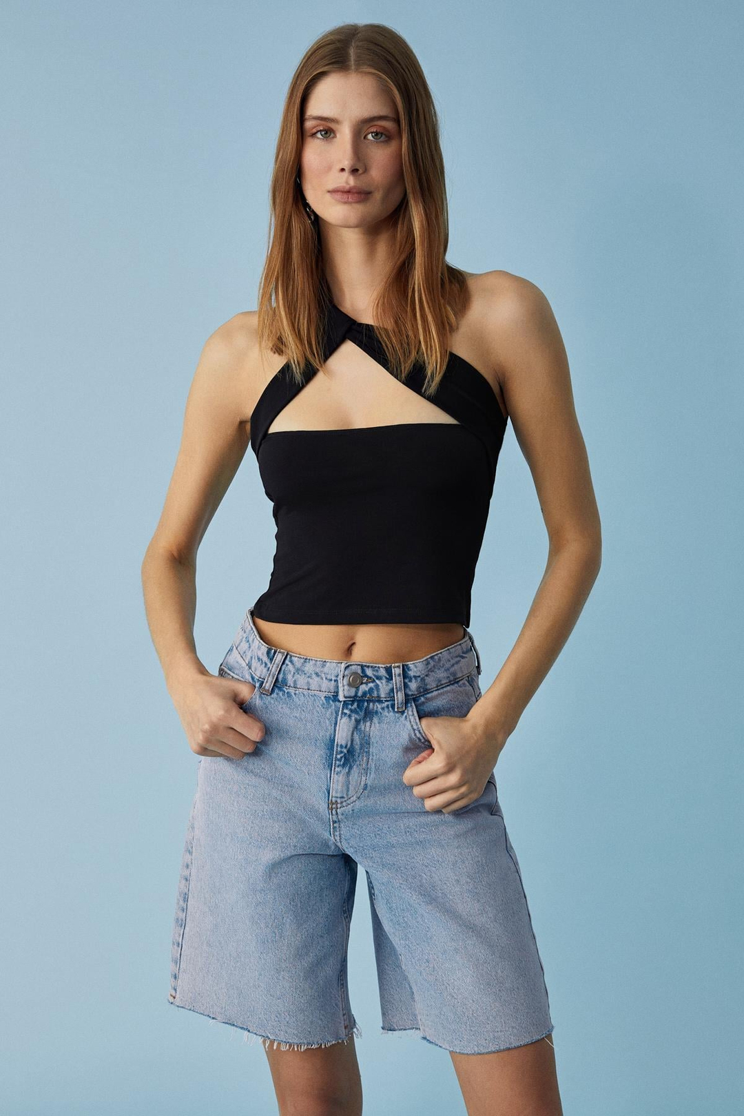 UJERAN Kadın Asimetrik Yaka Slim Kolsuz Siyah Bluz
