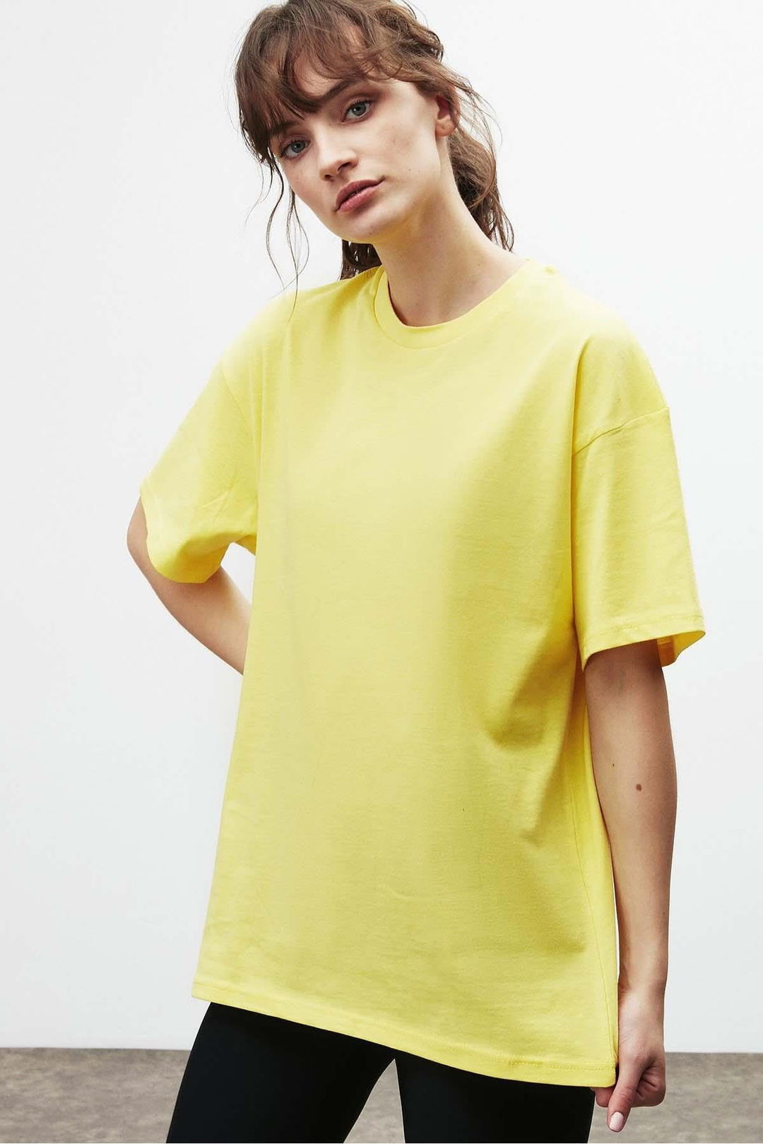 VERA Oversize Yuvarlak Yaka Sarı T-Shirt