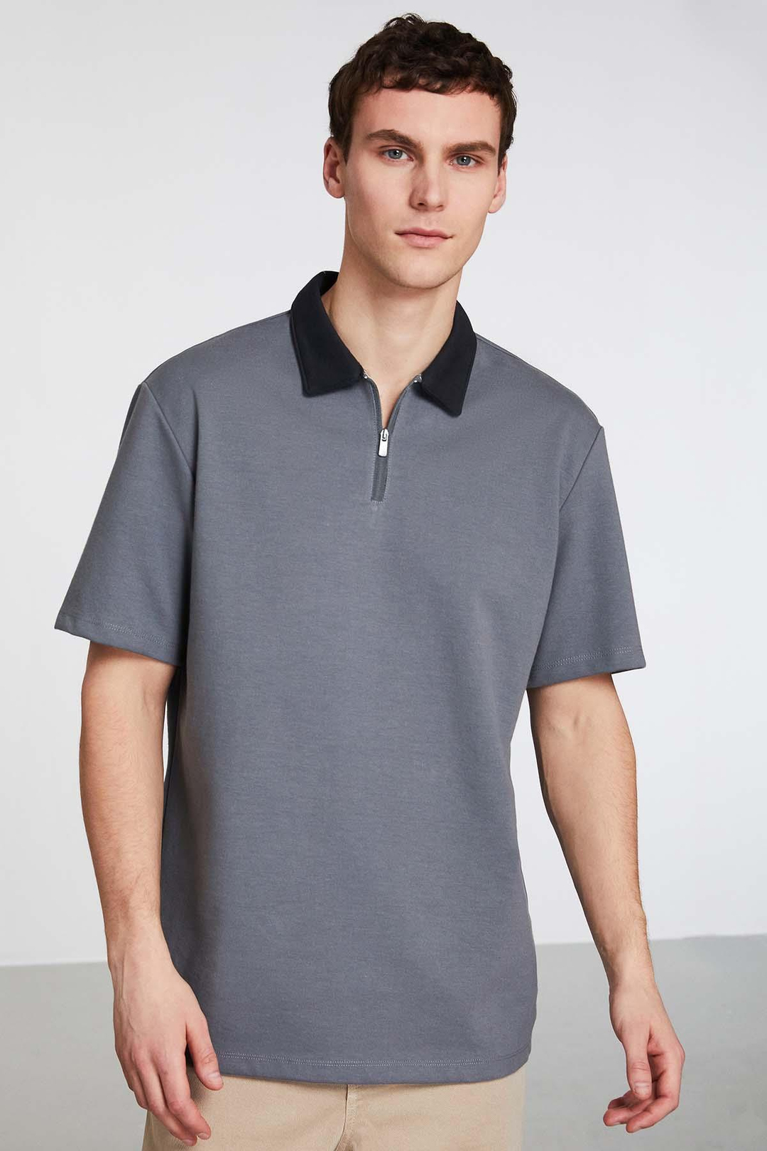 WEST Kısa Kol Gri Polo Yaka T-shirt
