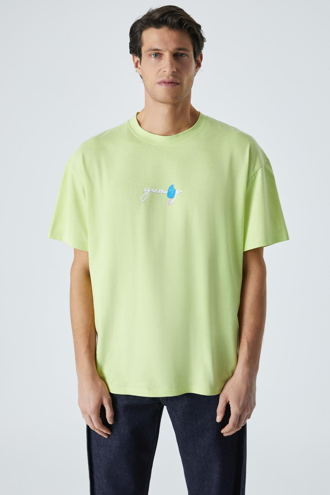 YUMMY Erkek Bisiklet Yaka Baskı Detaylı %100 Organik Pamuk Kısa Kol Açık Yeşil T-Shirt