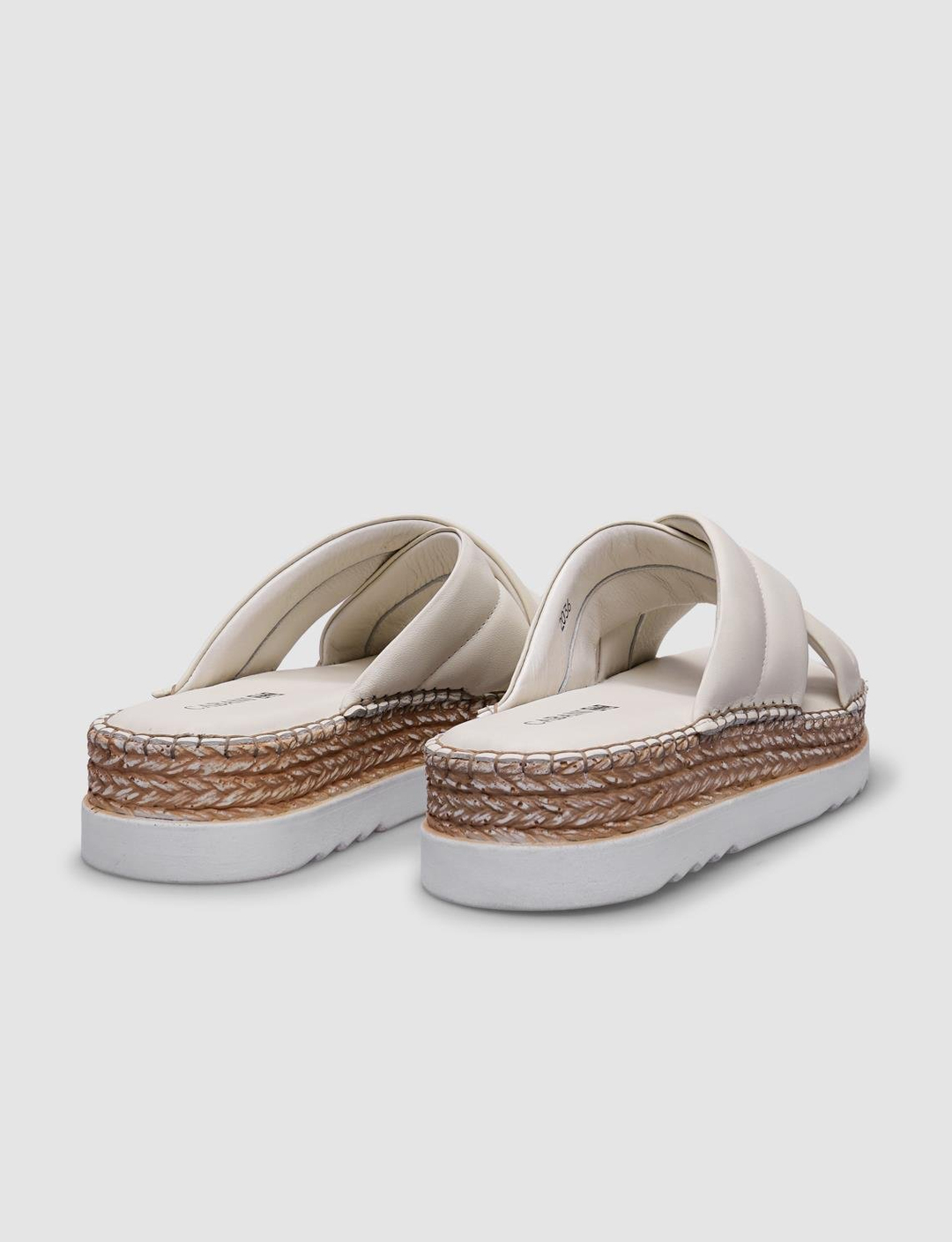 %100 Hakiki Deri Bej Kadın Terlik