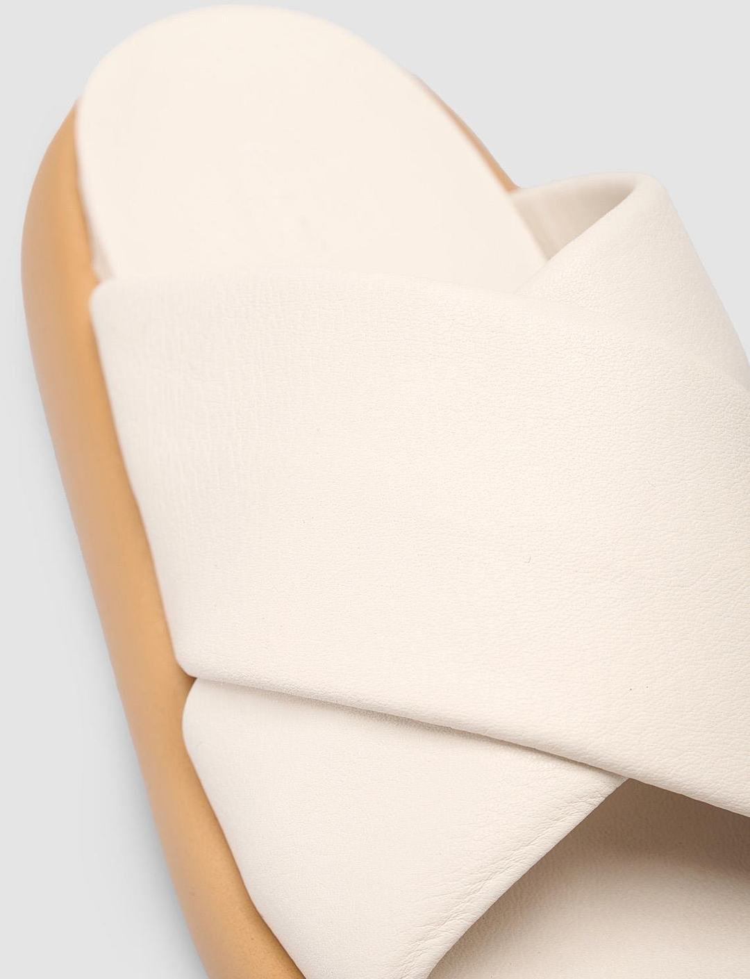 %100 Hakiki Deri Beyaz Kadın Terlik