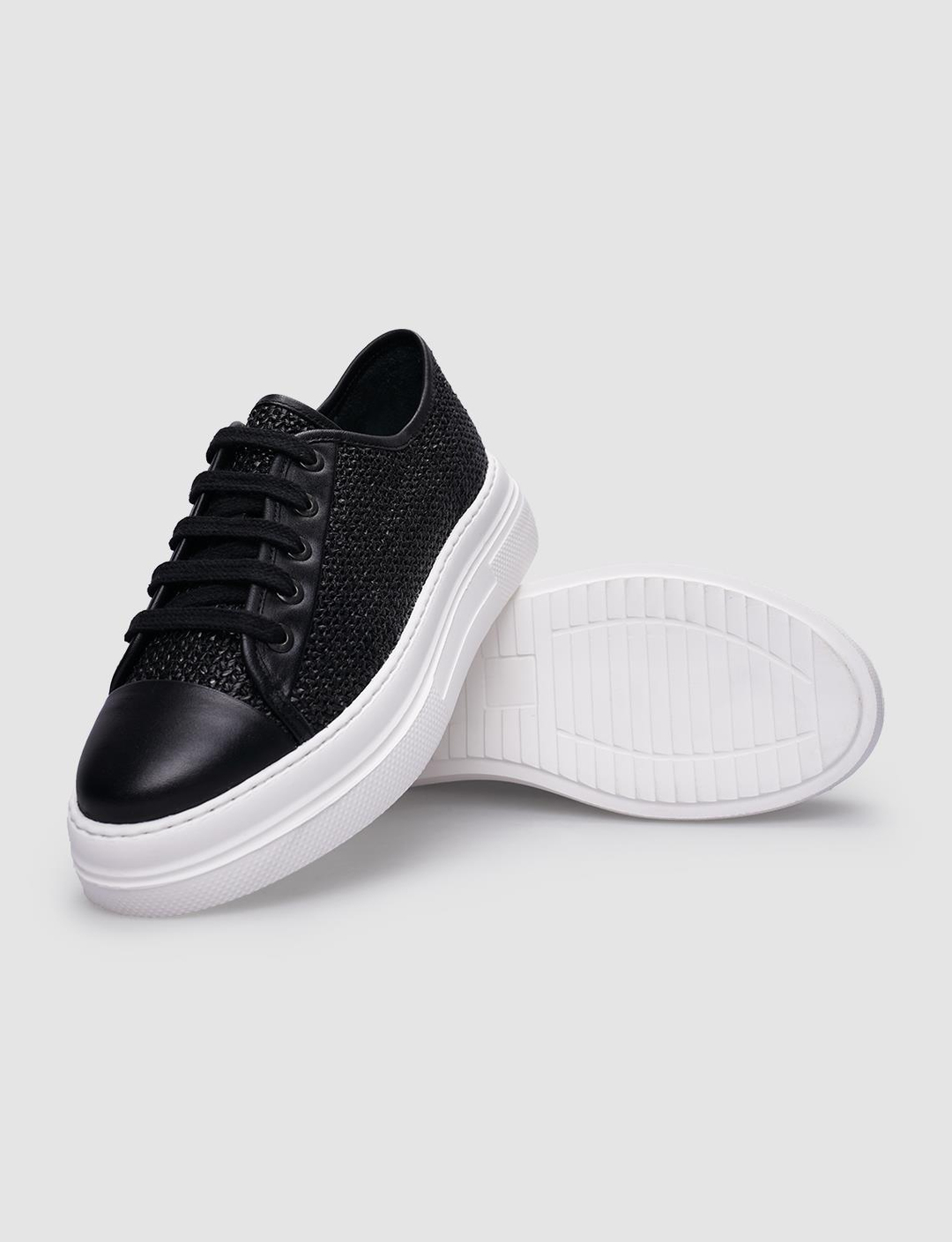 %100 Hakiki Deri Siyah Kadın Ayakkabı