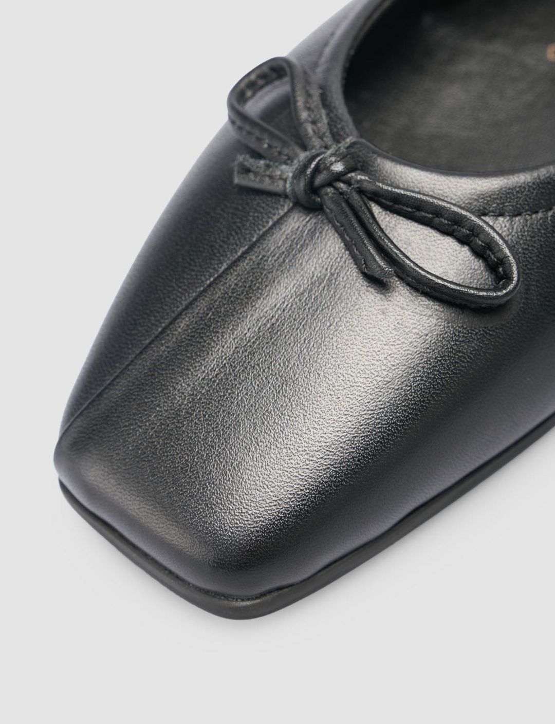 %100 Hakiki Deri Siyah Kadın Babet