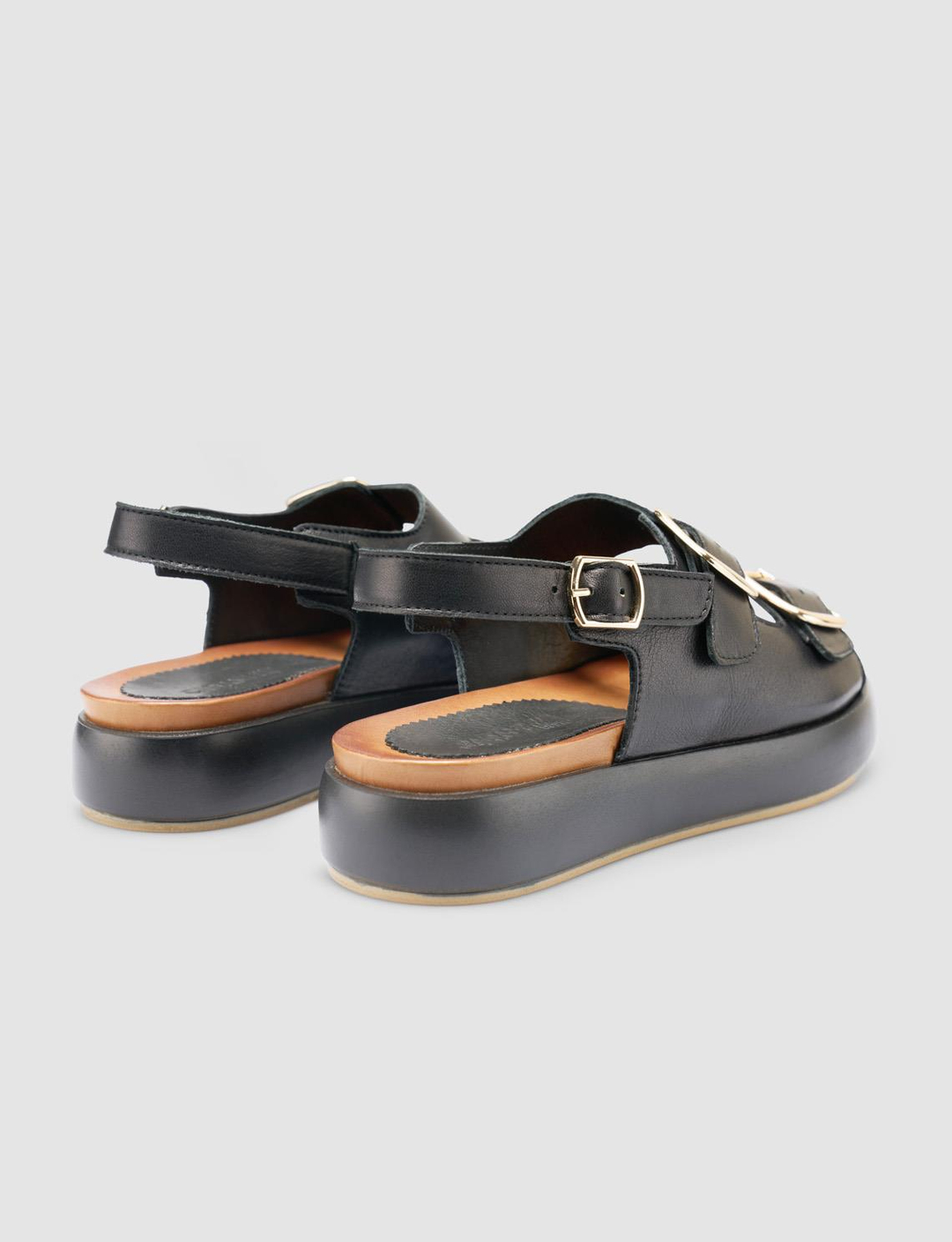 %100 Hakiki Deri Siyah Kadın Sandalet