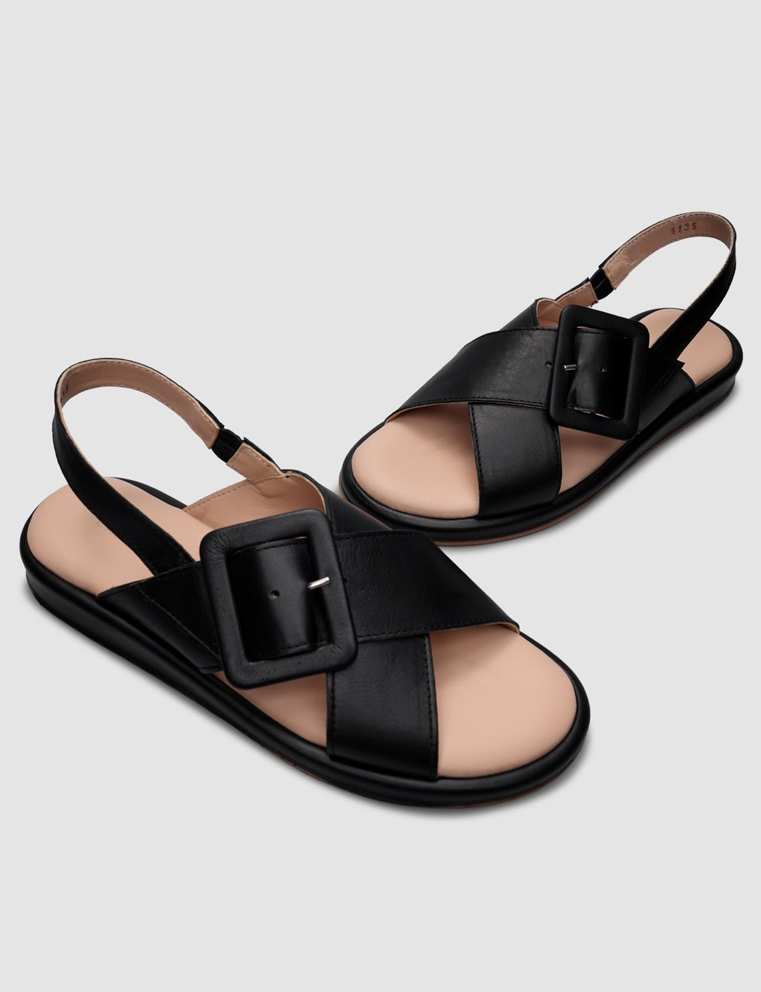 %100 Hakiki Deri Siyah Kadın Sandalet