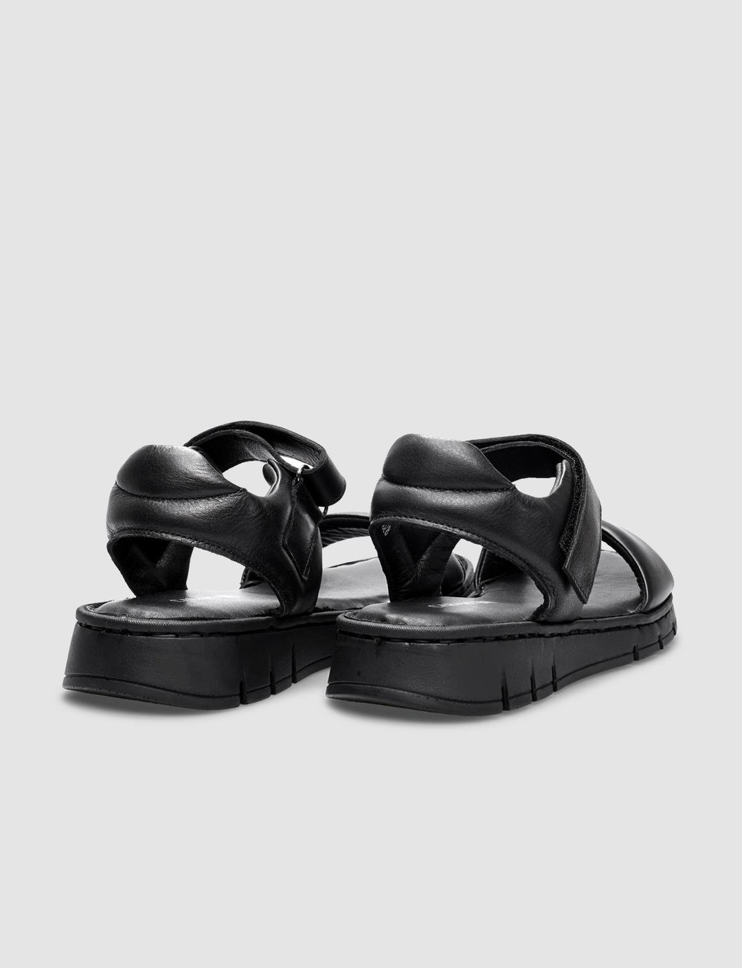 %100 Hakiki Deri Siyah Kadın Sandalet