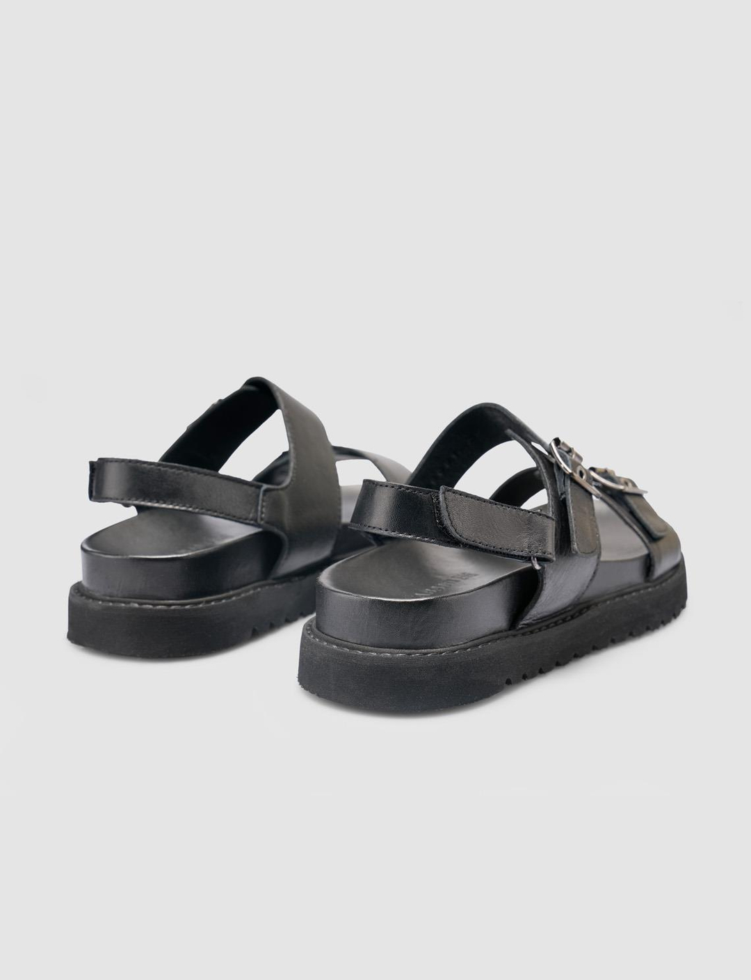 %100 Hakiki Deri Siyah Kadın Sandalet