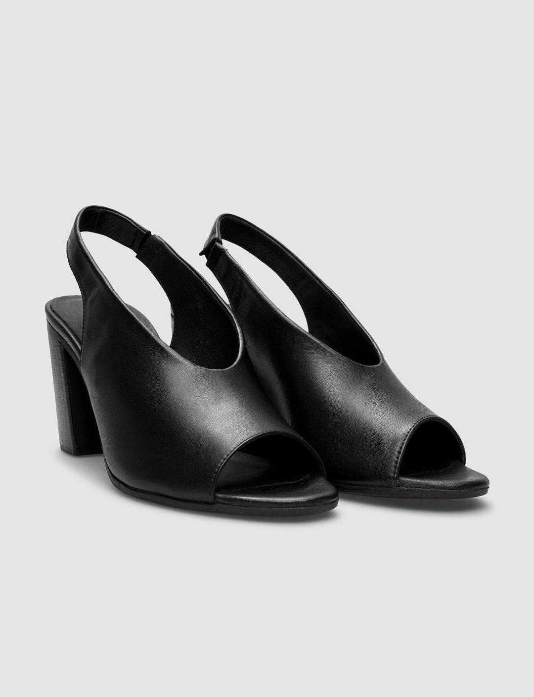 %100 Hakiki Deri Siyah Kadın Sandalet
