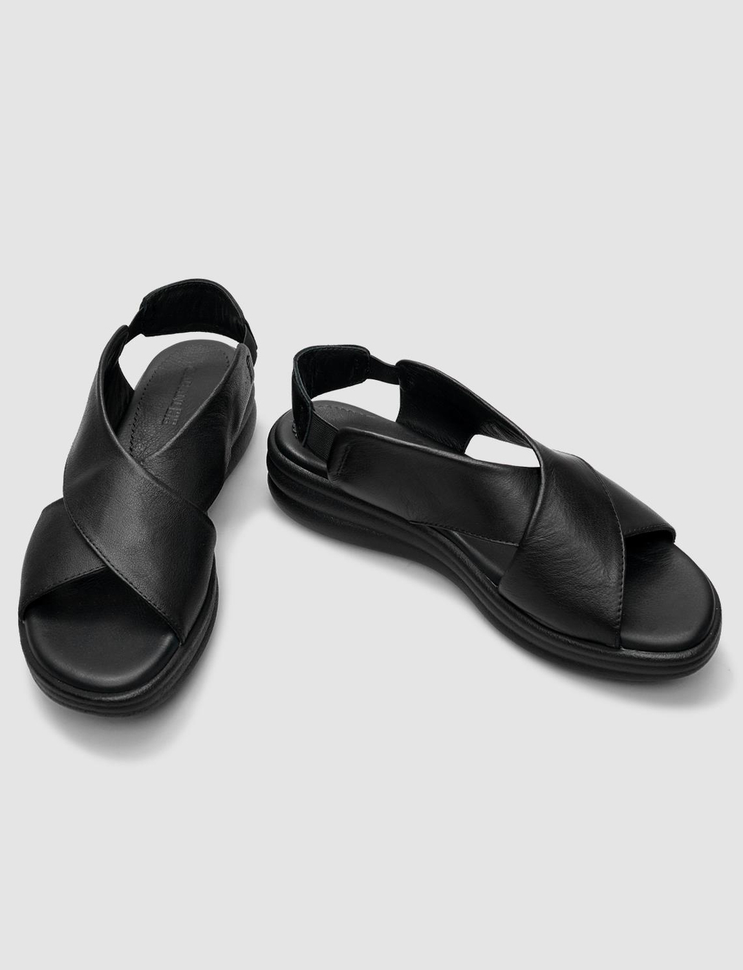 %100 Hakiki Deri Siyah Kadın Sandalet