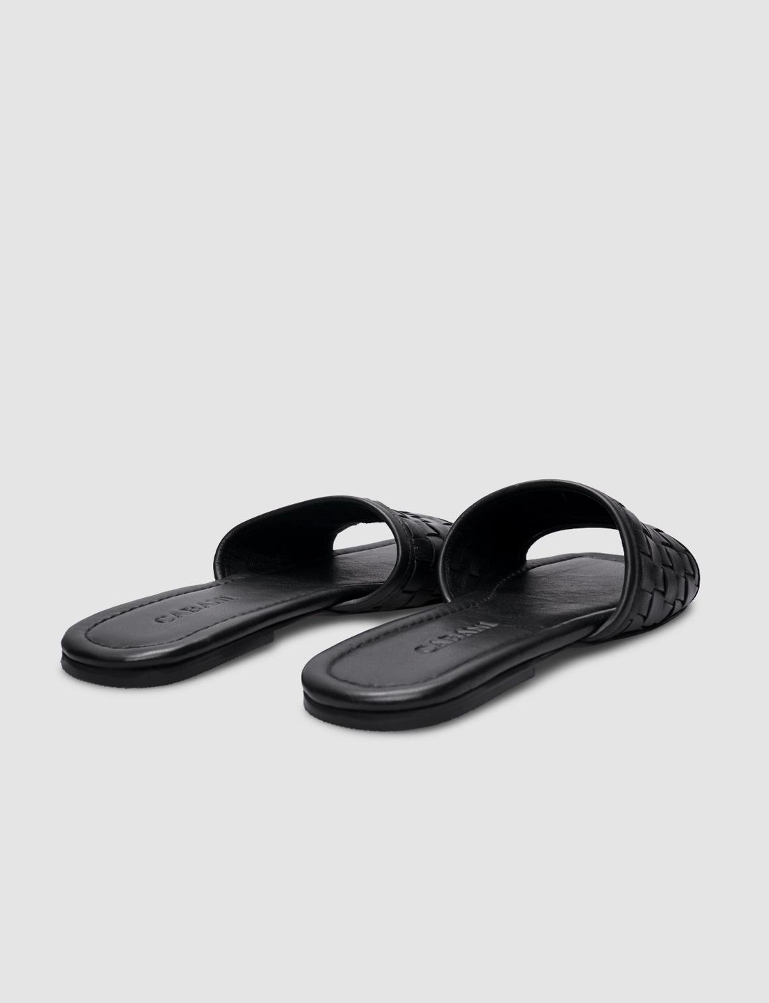 %100 Hakiki Deri Siyah Kadın Terlik