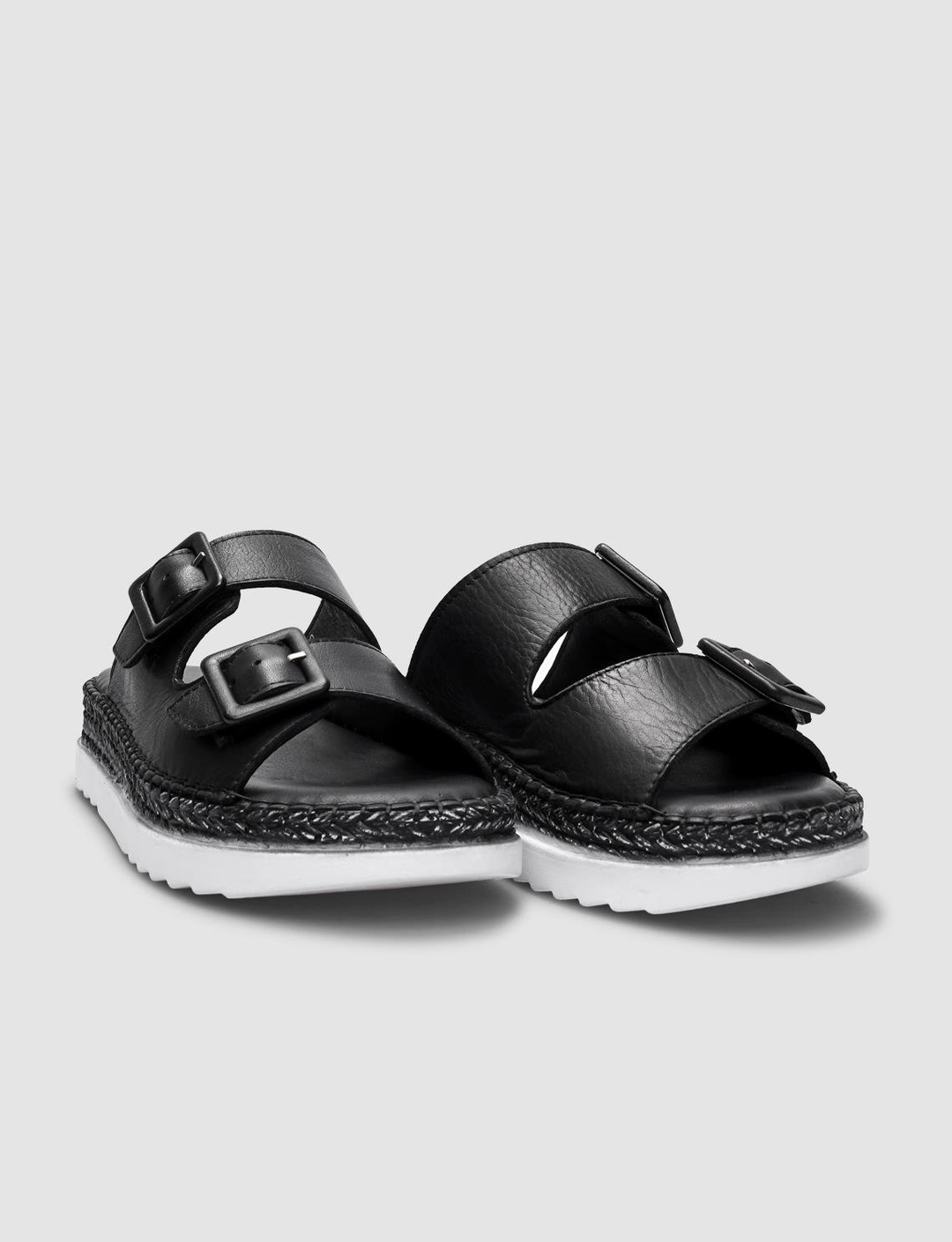 %100 Hakiki Deri Siyah Kadın Terlik