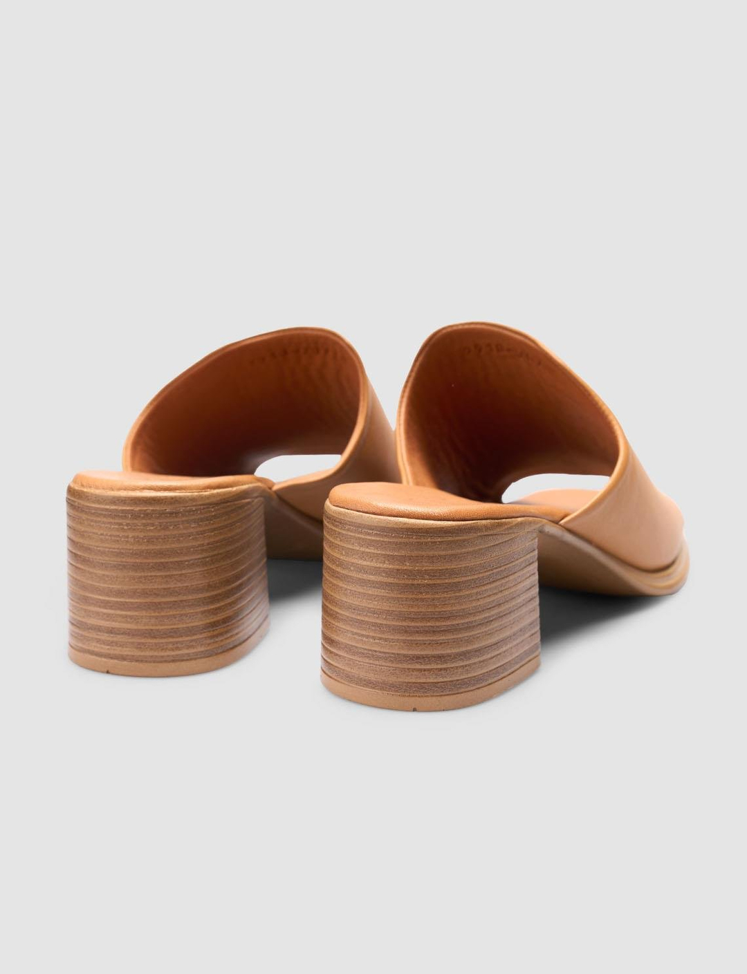 %100 Hakiki Deri Taba Kadın Terlik