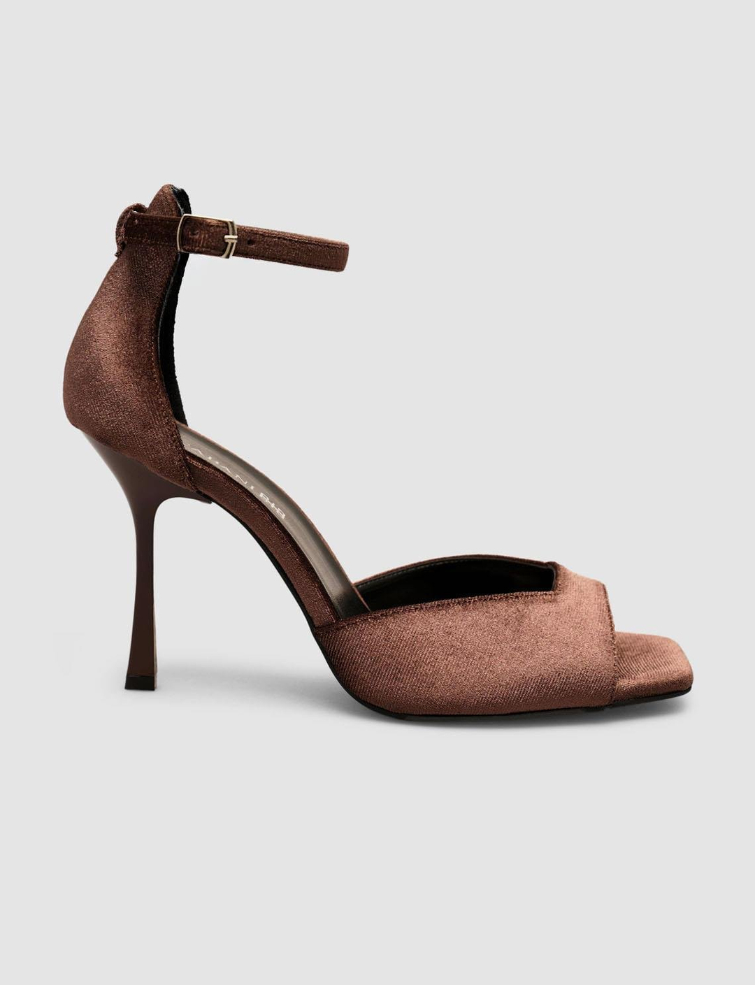 2025-FW-Mevsimlik-Kadın-Ayakkabı