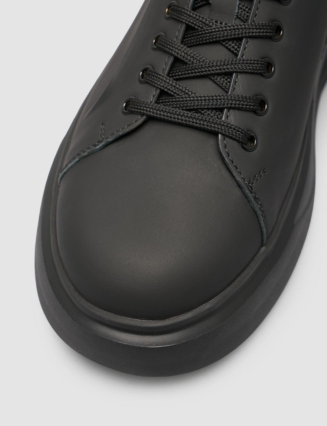 2025-Mevsimlik-Erkek-Ayakkabı