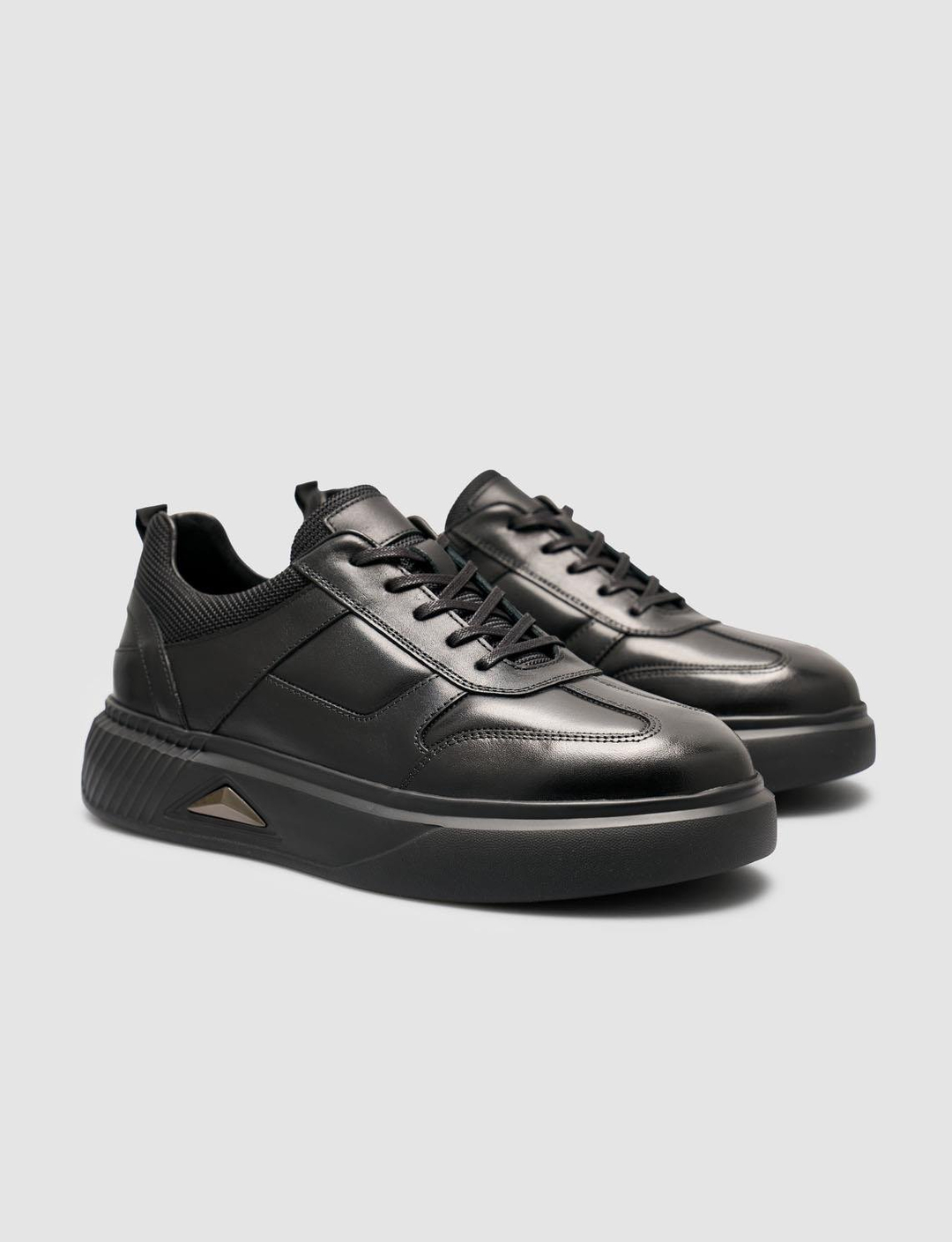 2025-Mevsimlik-Erkek-Ayakkabı