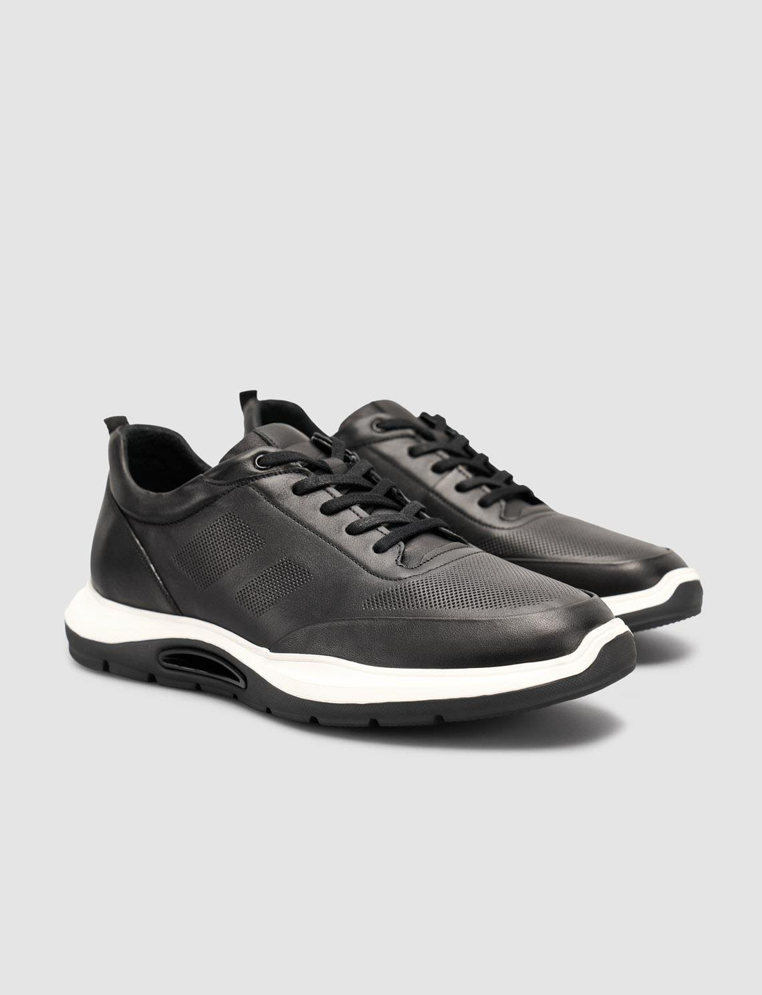 2025-Mevsimlik-Erkek-Ayakkabı